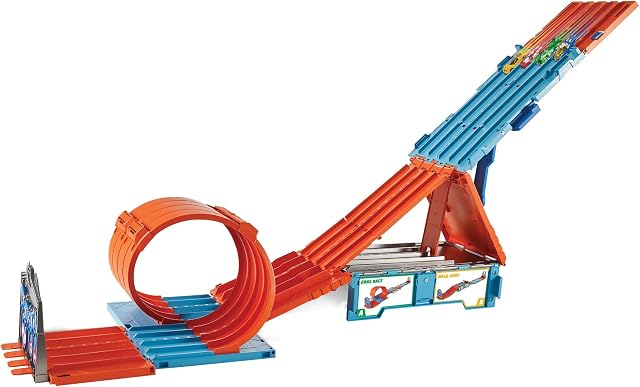 Hot Wheels Race Crate with 3 Stunts in 1 Set, Portable Storage 8+ Feet of Track, Includes 2 Hot Wheels Cars, Ages 6 to 10, GKT87 - Amazon Exclusive