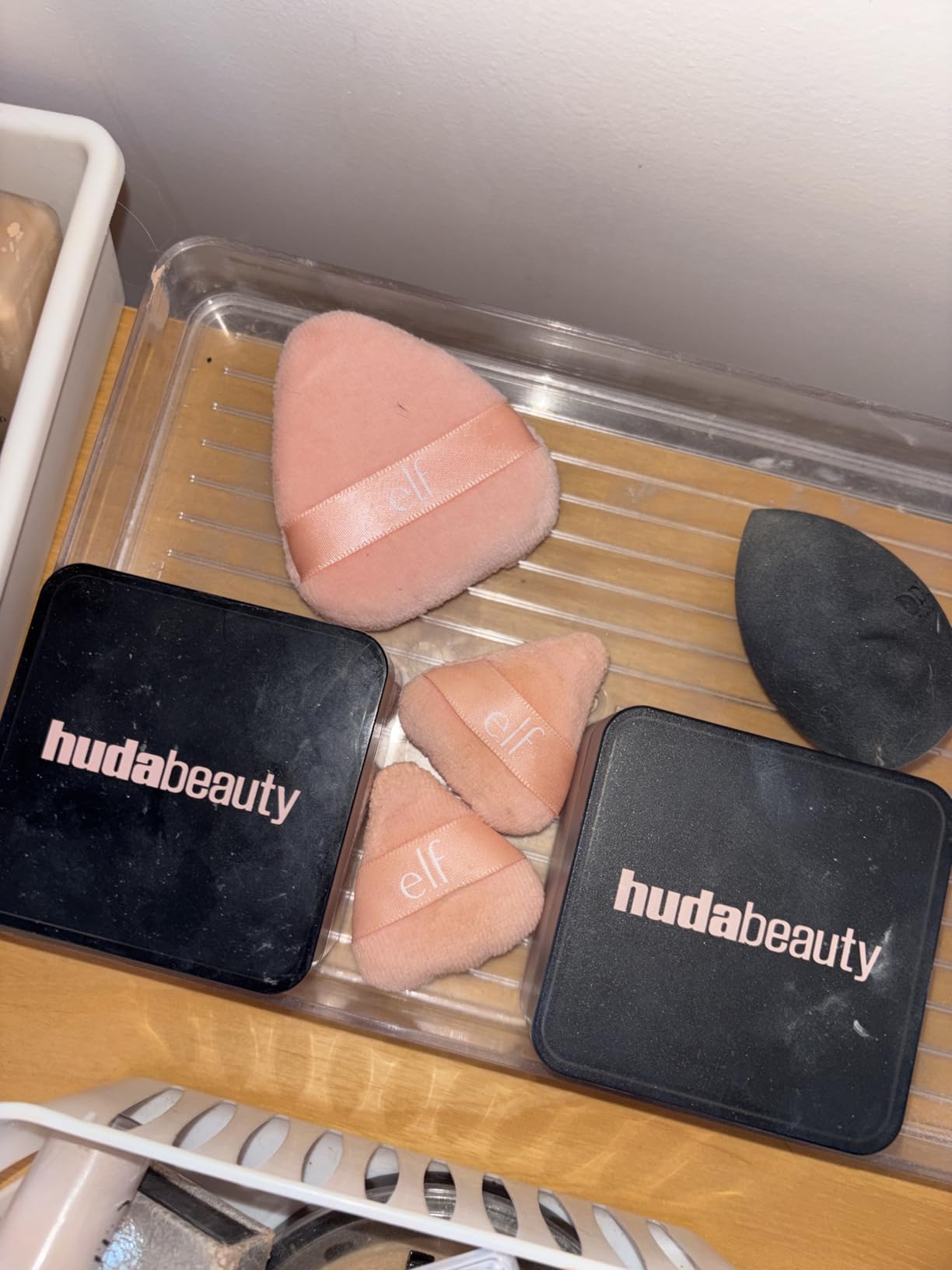 e.l.f. Halo Glow Pinkie Puffs, Finger-sized, Mini Puff For Applying Loose & Pressed Powders, Soft, Reusable & Washable, Vegan & Cruelty-Free, Set of 3