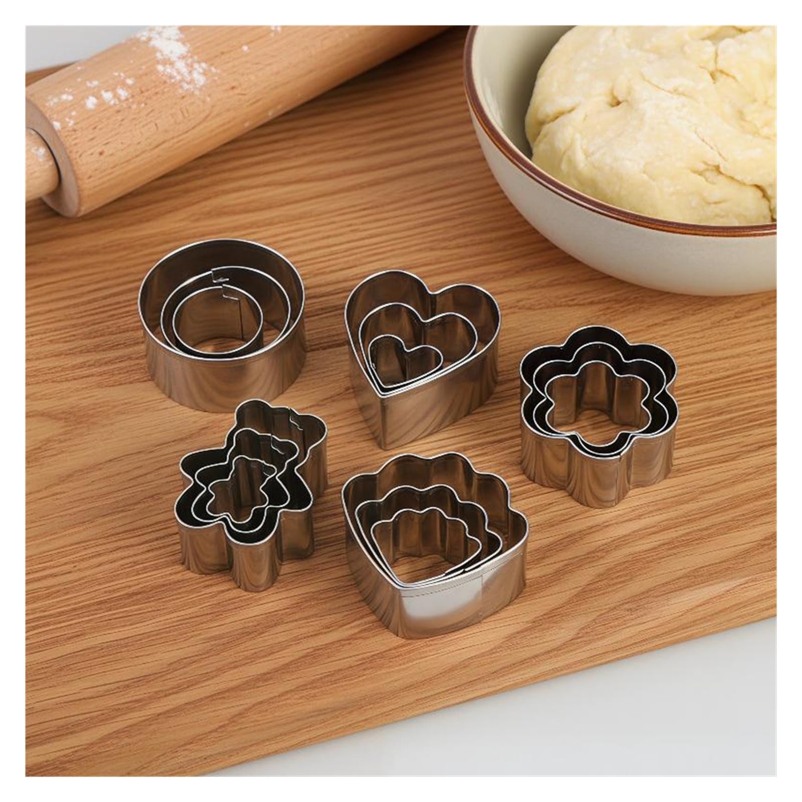 Emporte-pièces en forme de cœur et de fleurs, 3 tailles, moules à Fondant en acier inoxydable, ensemble d'outils de décoration de biscuits multi-formes(Round)
