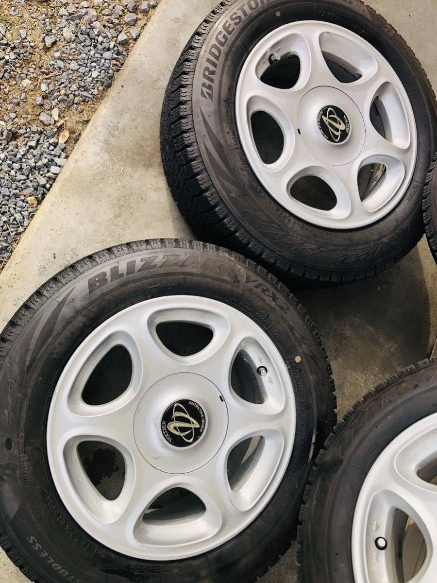 スカイライン用アルミ(PCD114.3)付きブリヂストン製スタッドレス バリ