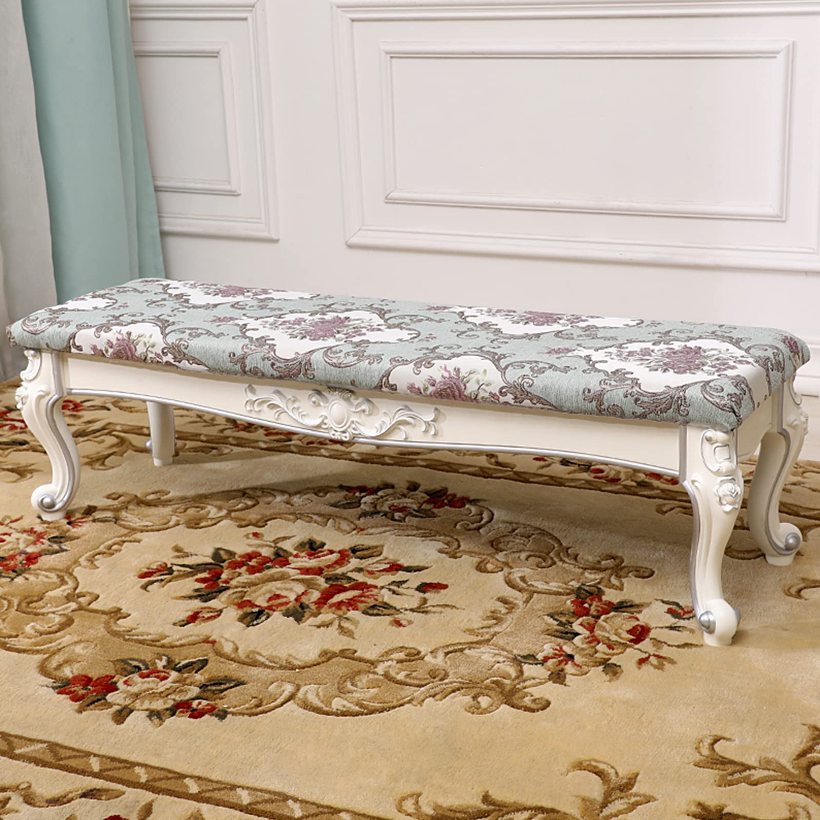 Banc de bout de lit brodé main vert et pieds sculptés | Luxe