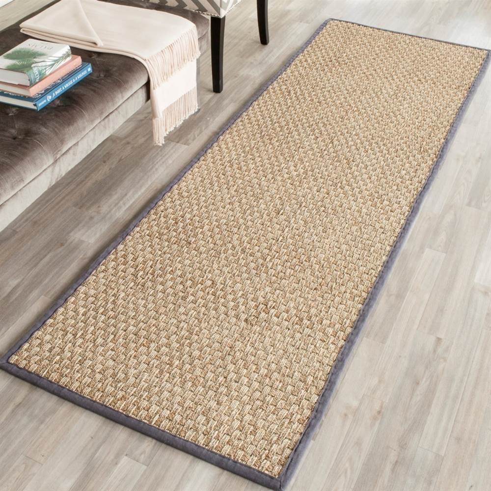 Safavieh Natural Fiber Rug for Living Room Dining Room, Bedroom, Natural Fiber Collection, Short Pile, in Natural and Black - Image 3