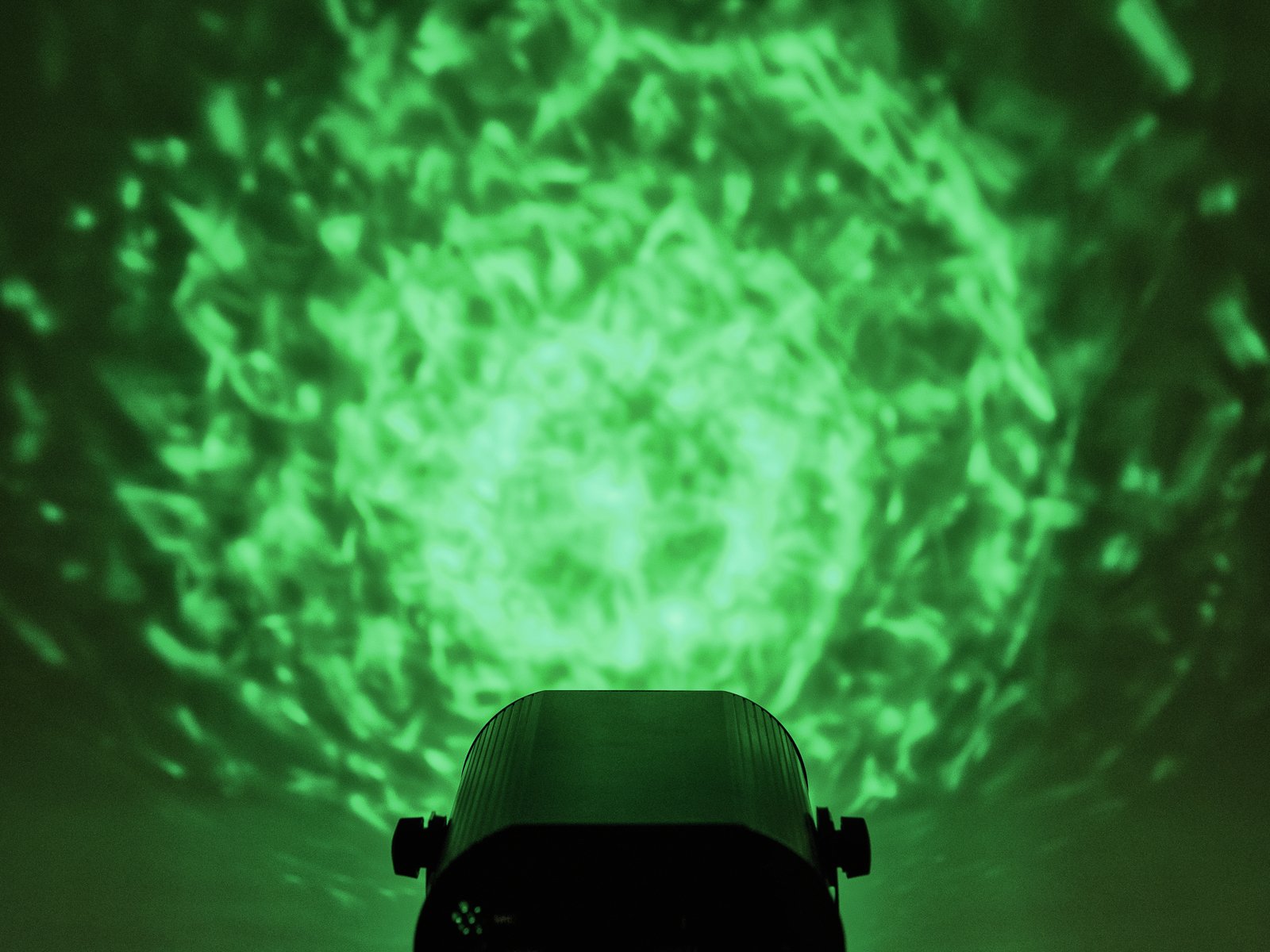 EUROLITE LED H2O TCL Wassereffekt | Multicolor | Musik- oder Automodus | Strobe-Effekt | inklusive Fernbedienung