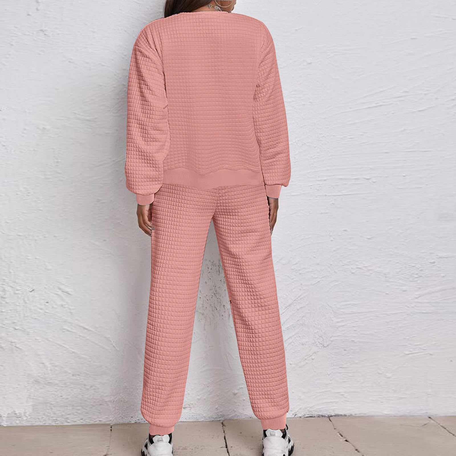 Ensemble de pyjama 2 pièces à carreaux pour femme | Haut à manches longues et col rond et pantalon de pyjama douillet uni élastique
