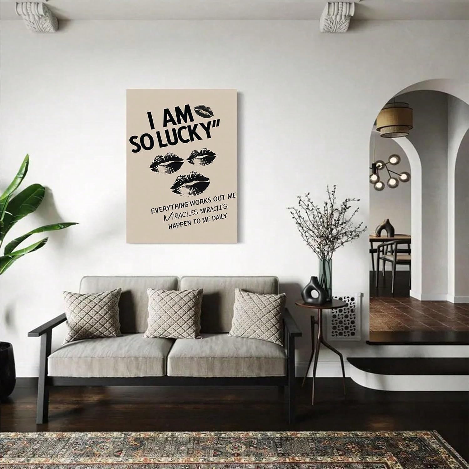 AIHNBF Positive Affirmation Wandbild I Am So Lucky Typografie Kunstdruck Inspirierende Zitate Leinwand Poster Ästhetische Lippen Grafik Moderne Wohndeko für Schlafzimmer Büro Studio 50x75cm