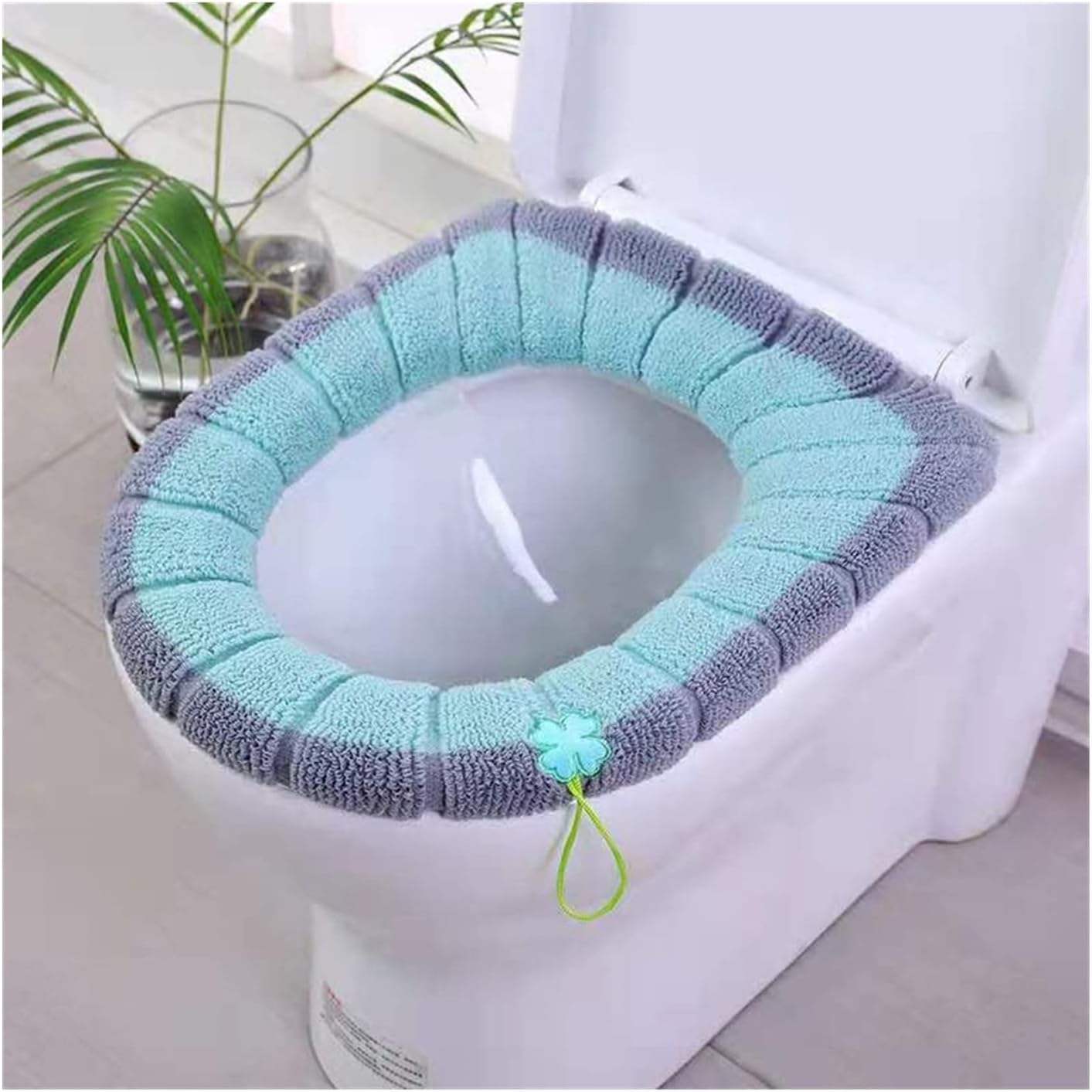 2 Pieces of Bathroom Thickened Warmth Retractable Suitable for All Oval Toilet Seats Toilet Seat Cover