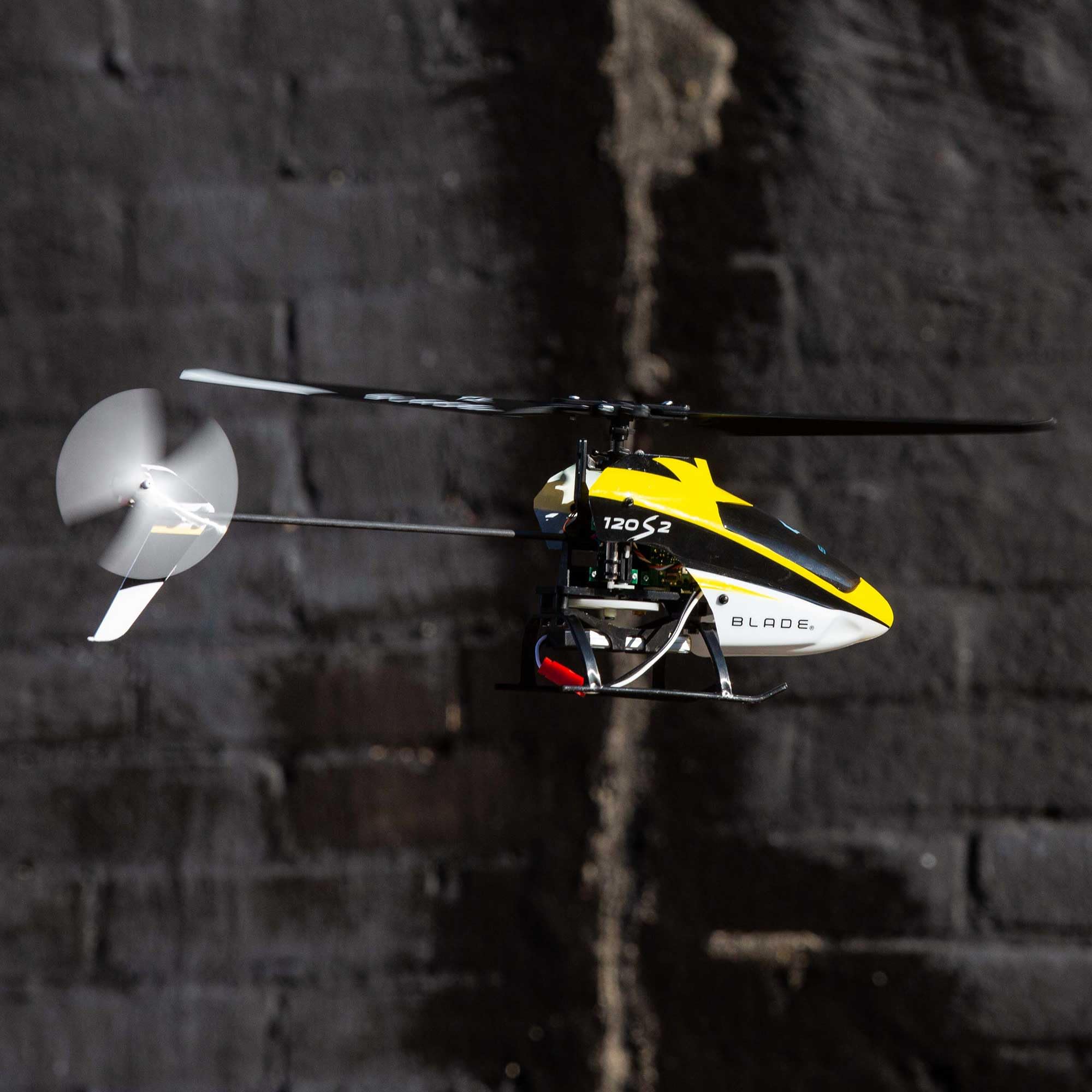 Blade 120 S2 BNF, Ferngesteuerter Hubschrauber, mit Safe Mode, RC Helicopter, Einsteiger, Indoor Heli, ab 14 Jahren, inkl. Akku & exkl. Fernsteuerung, BLH11800