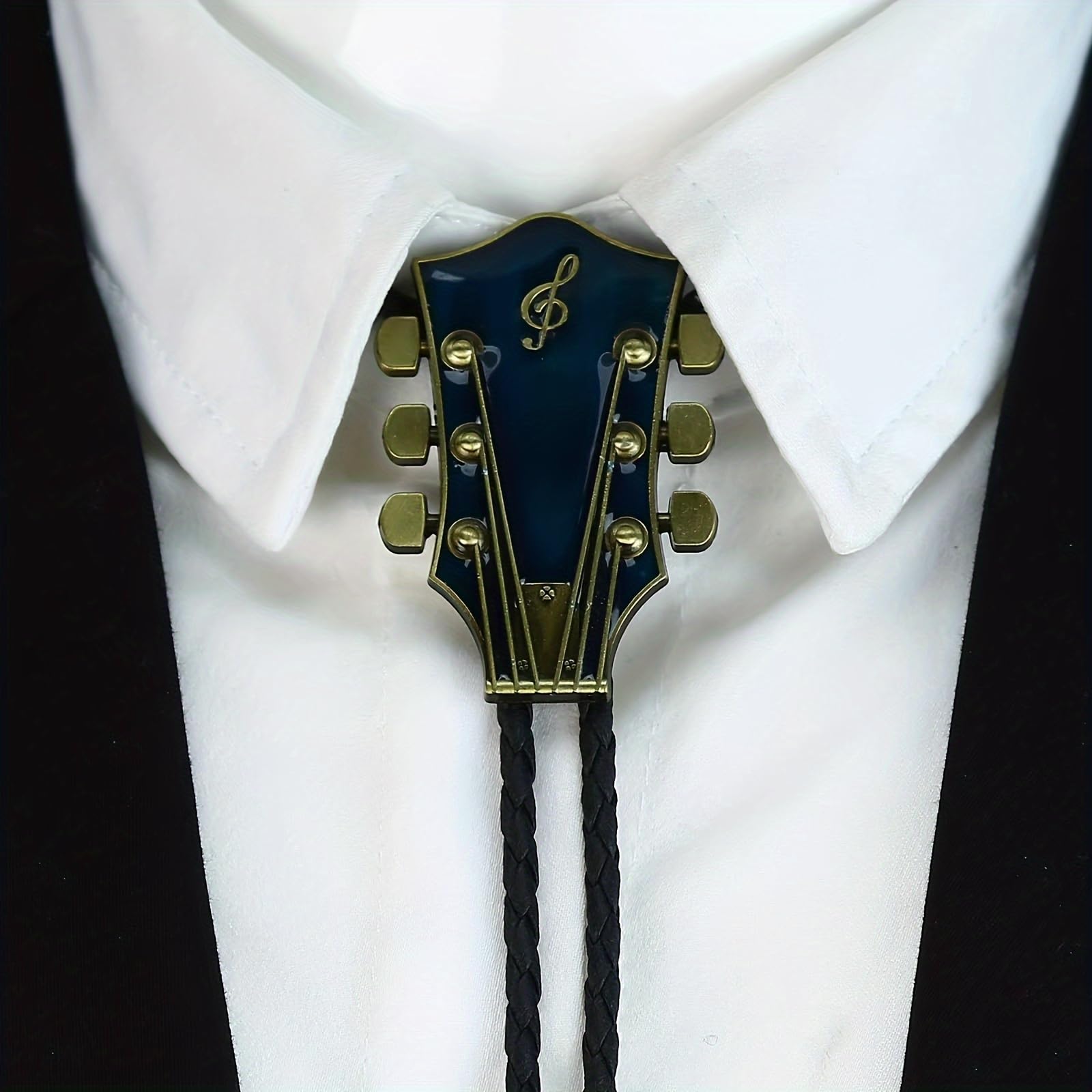 Men‘s Western Bolo Tie， Zinc Alloy Sliding Tip with Genuine Leather Cord， Adjustable Vintage Cowboy Necktie for Wedding， Festival Gift