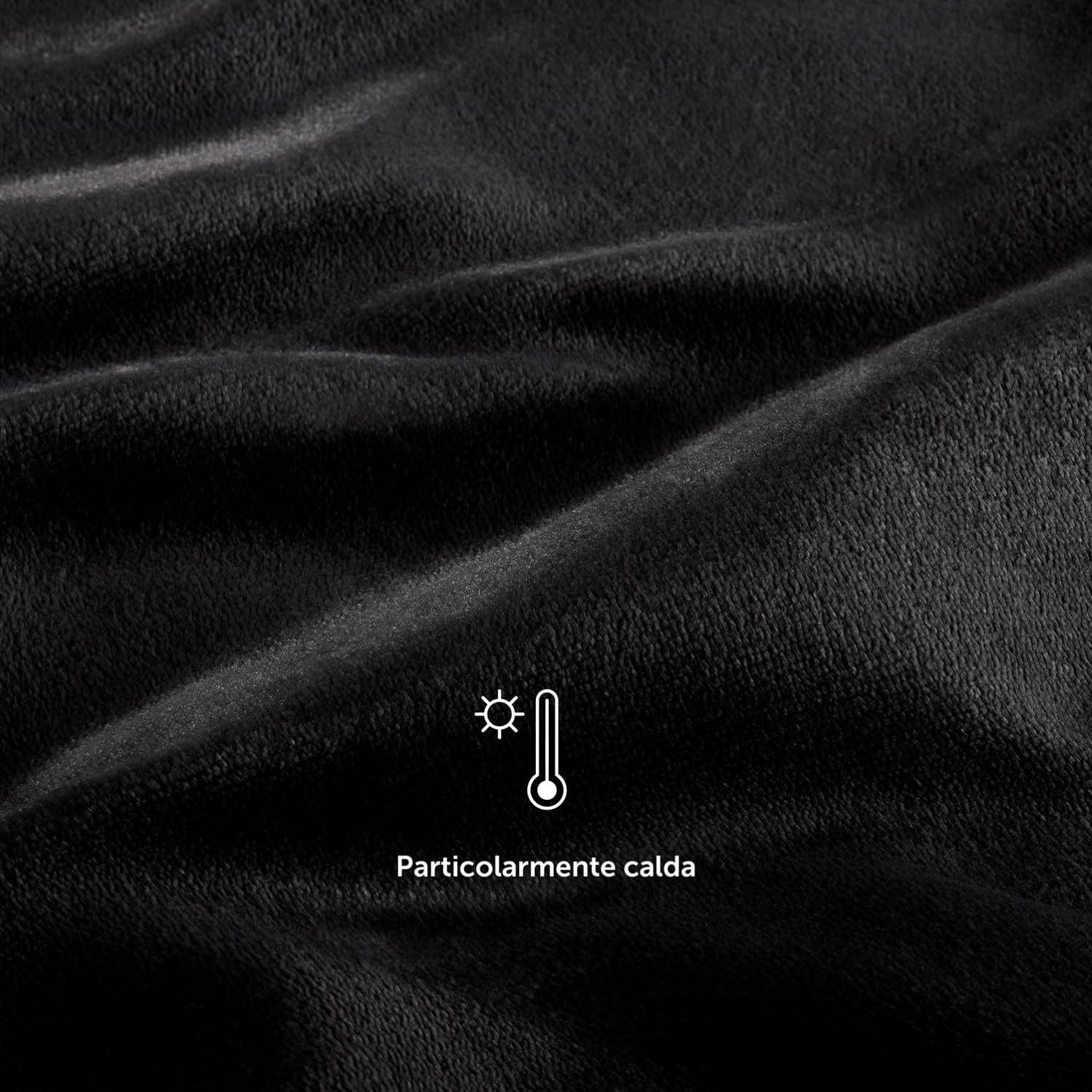 Blumtal Coperta Pile 130x150cm - Coperta Plaid divano super morbida - Coperta Divano certificata OKEO-Tex - coperta per divano - coperta invernale - coperta morbida - plaid singolo pile - in nero