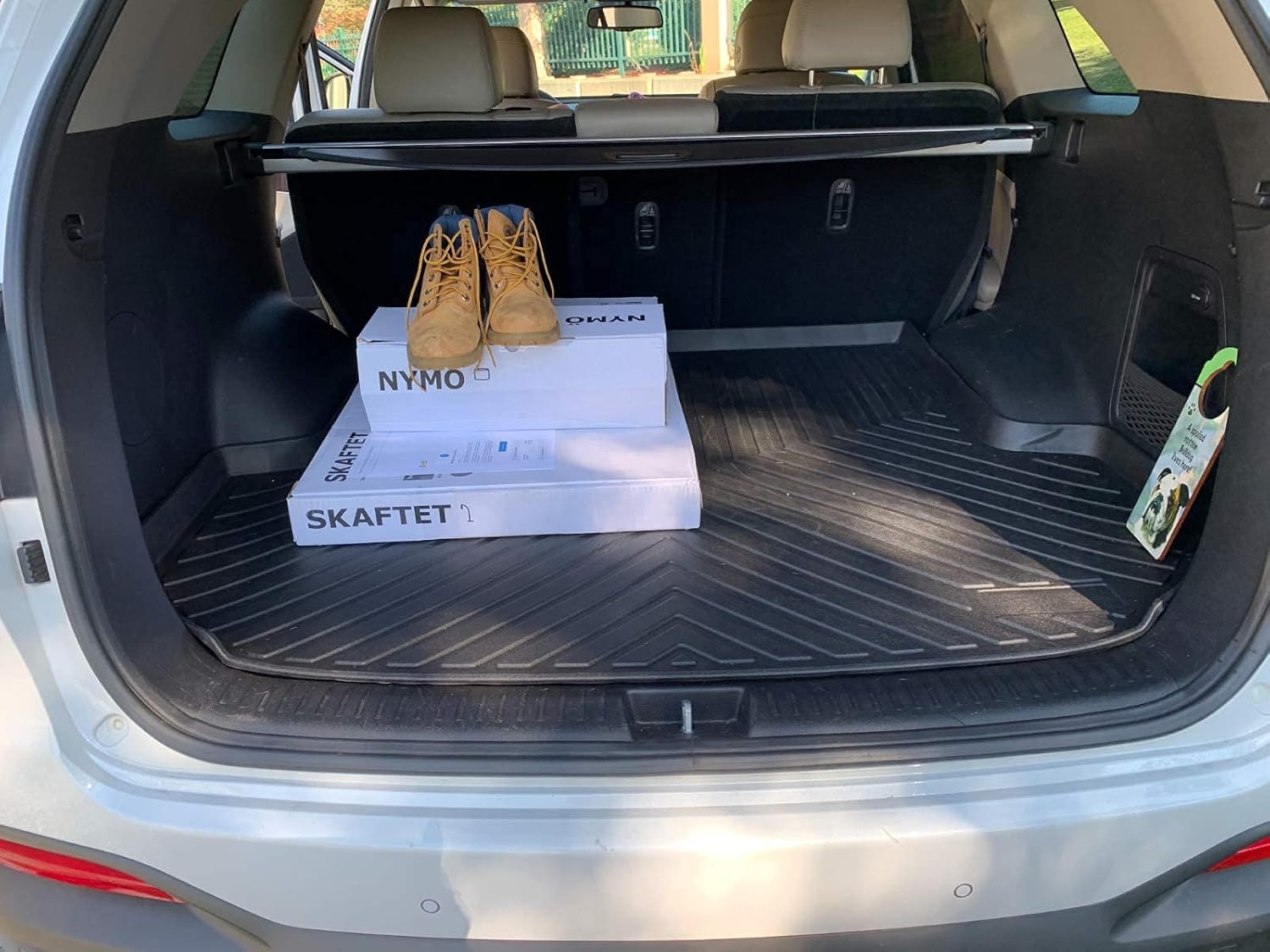 Cargo Liner - Trunk Mat for KIA Sorento (5 Seats) 2016-2018 – Weather-Resistant Trunk Mats for Cars with Raised Lip – Non-Slip Car Trunk Mat Rubber – Laser Pre-Cut Design