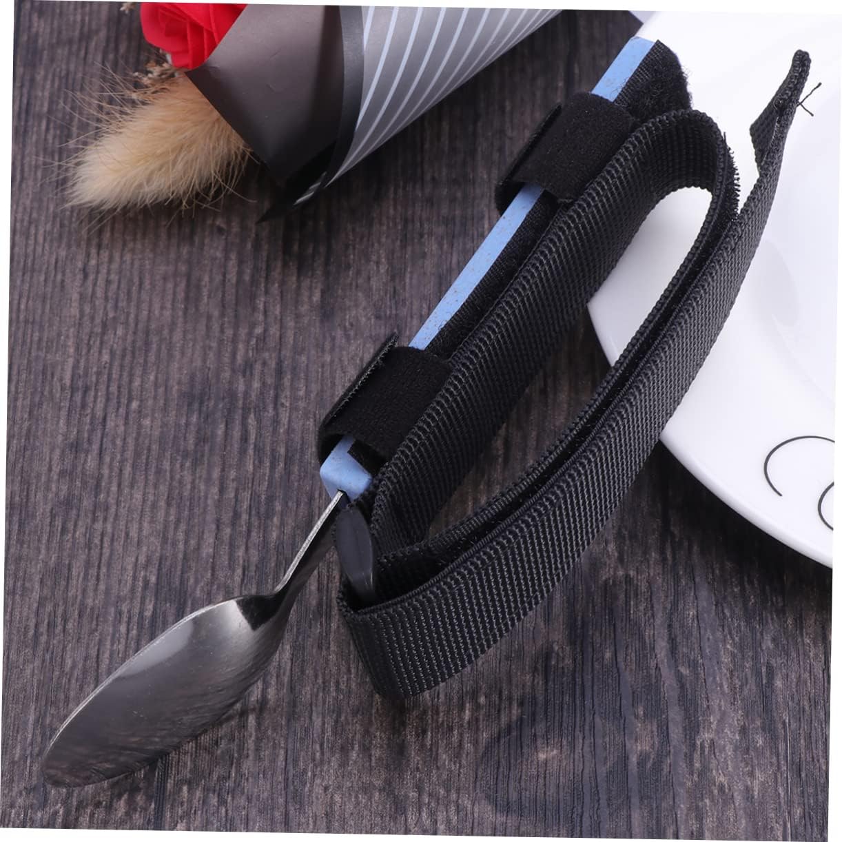 1pc Adjustable Strap Spoon Utensils for Disabled and Elderly Ergonomic Feeding Aid for Home Care and Nursing Facilities Tableware