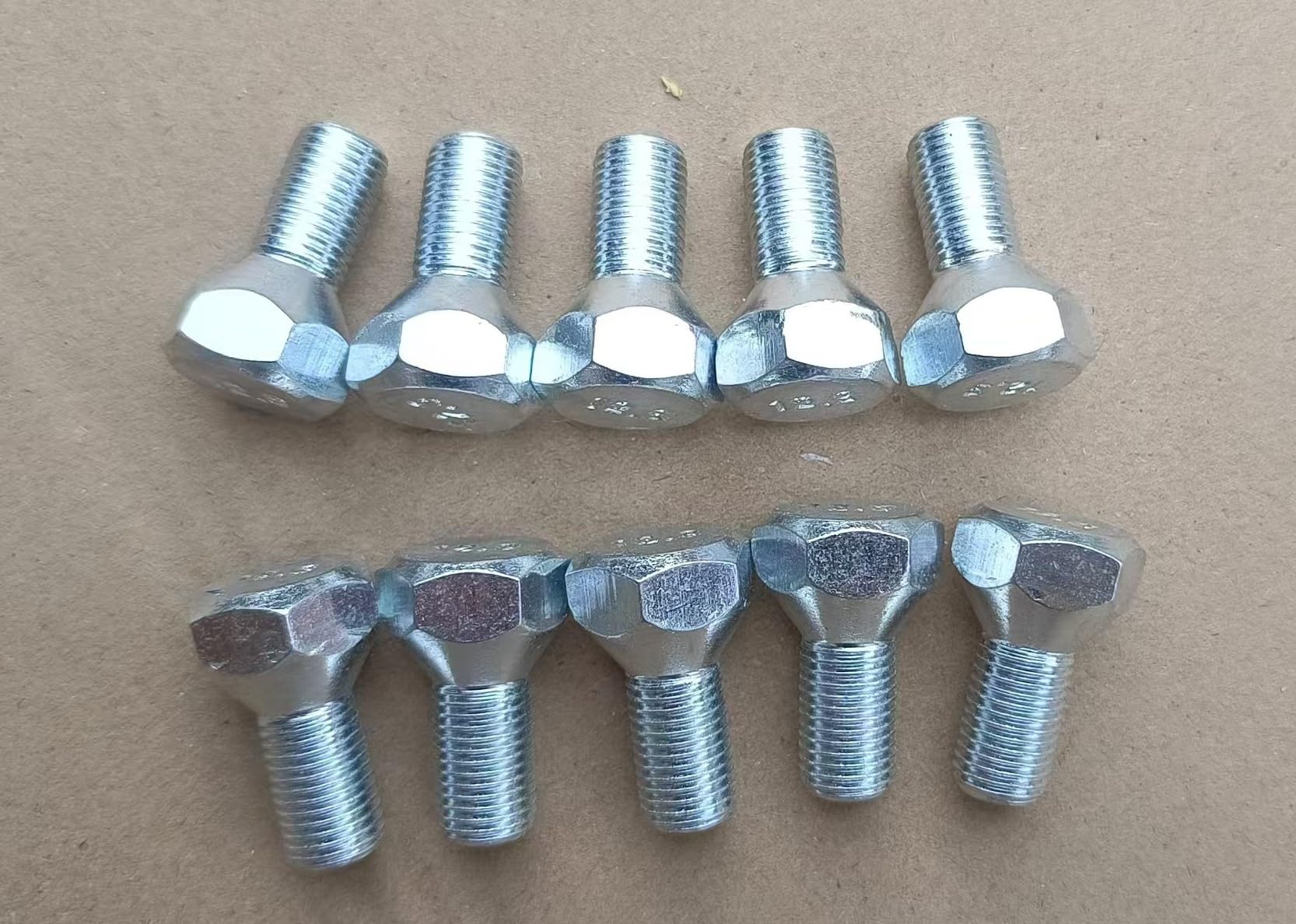 QINGE RACING 10pcs Wheel Bolts VG12353 Replacement for John Deere Gator HPX 615E 815E FE350 XUV 620i 825i 825E 825M 850D 855D XUV835E XUV835M XUV865R UTV