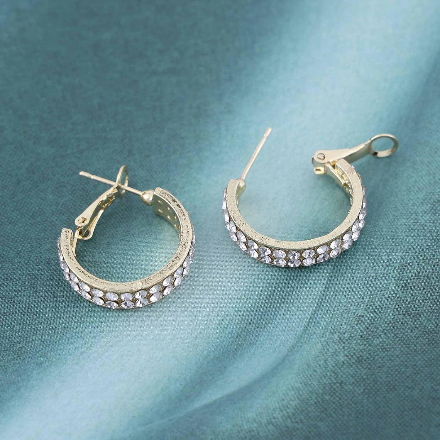 Vintage Rhinestone Huggie Hoop Earrings Gold Crystal Huggie Earrings Chunky Cz Hoop Earring Rhinestone Circle Earring Wedding Bridal Jewelry for Women - Image 4