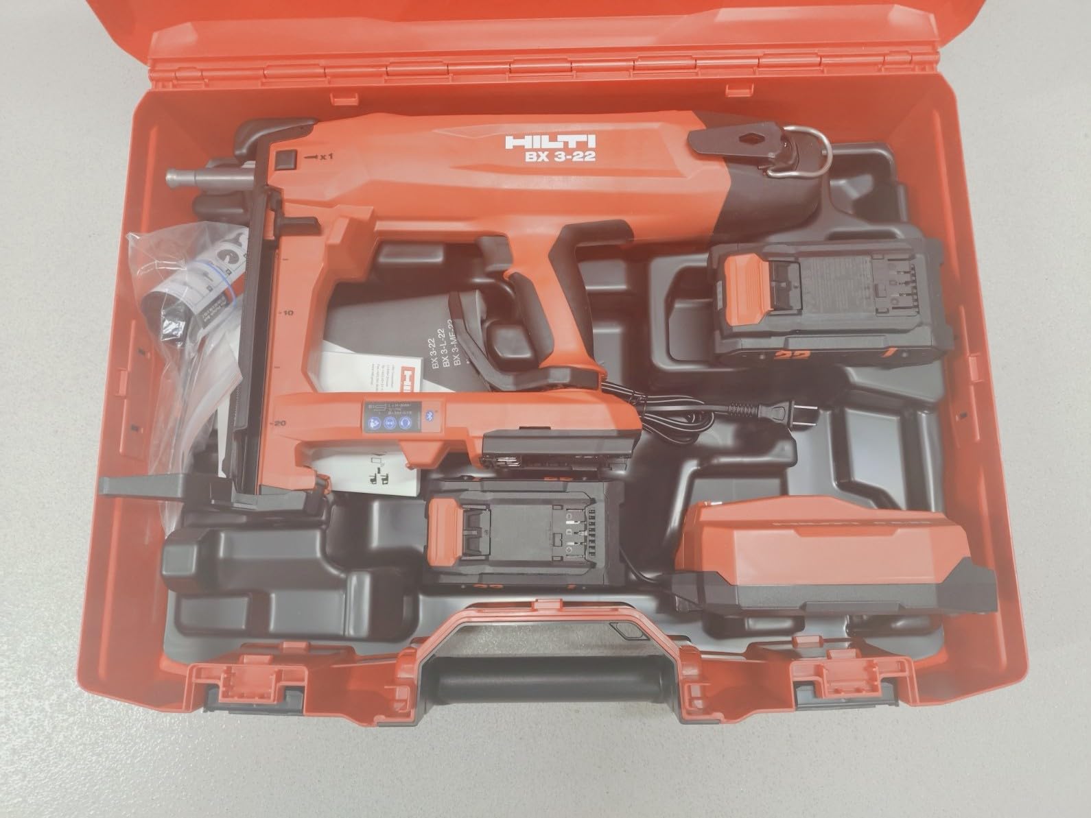 Amazon | HILTI BX3-22 電動ファスニングツール、Nuronバッテリー B22 