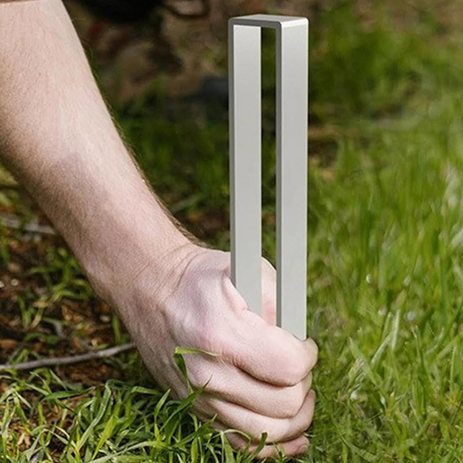 4Pcs Multipurpose Ground Stakes Heavy Duty Hook Galvanized Antirust Tent Stakes Heavy Duty Anchors for Garden Anchors