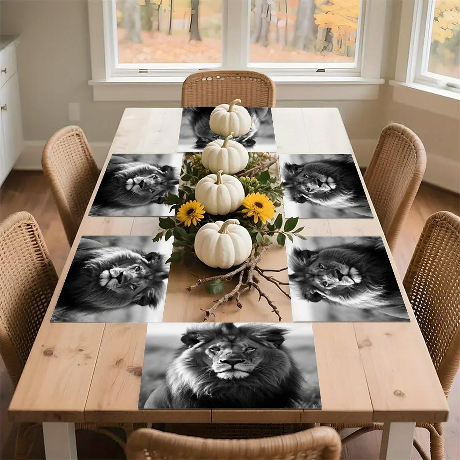 African Lion Black and White Placemats Wipeable Heat Resistant Table Mats Washable Flax Place Mats Elegant Cloth Non-Slip Placemat for Kitchen Dinning Party Table Decor 12 * 18 in