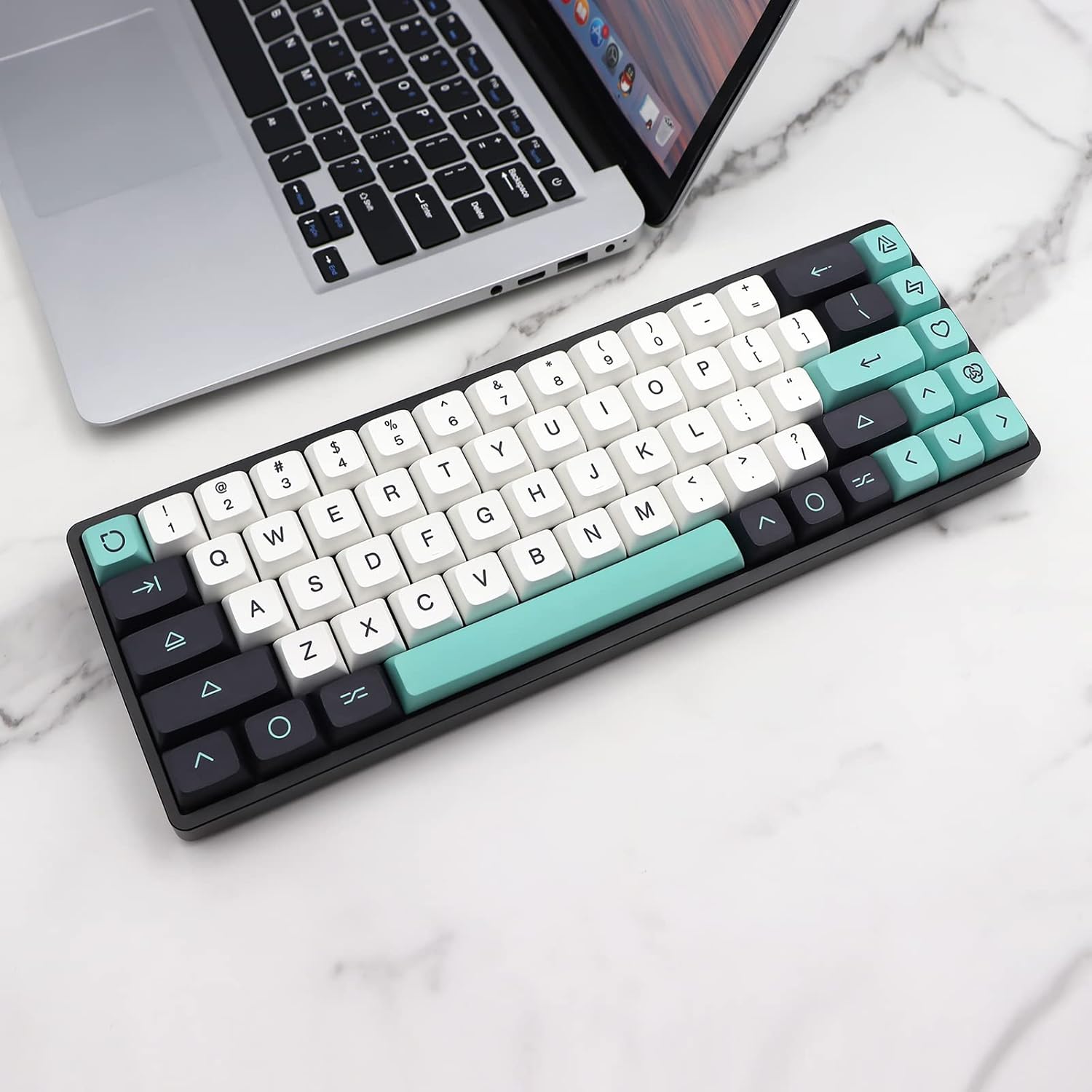 JSJT PBT keycaps-XDA Profile keycap,Tricolor Custom Key Caps 129 Keys Suitable for 61/64/84/87/96/98/104/108 ANSI/ISO Layout Cherry MX Switch Mechanical Keyboards