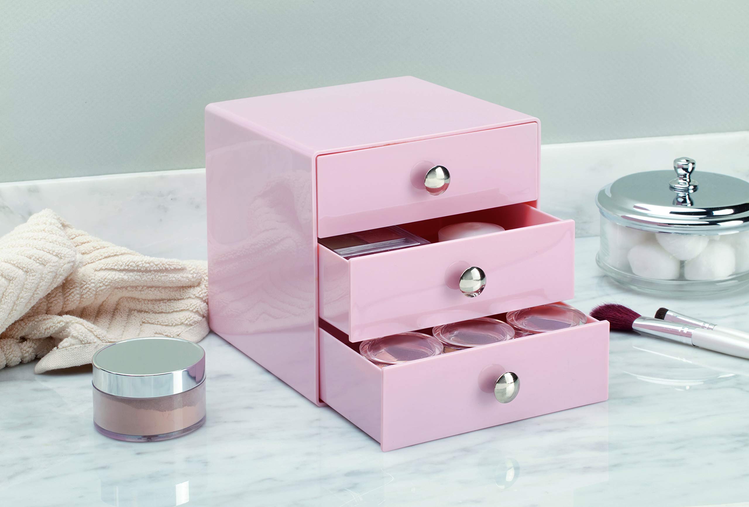 iDesign Organizador de maquillaje con 3 cajones, compacta minicómoda de plástico, mini cajonera cuadrada para productos de belleza y cosméticos, rosa