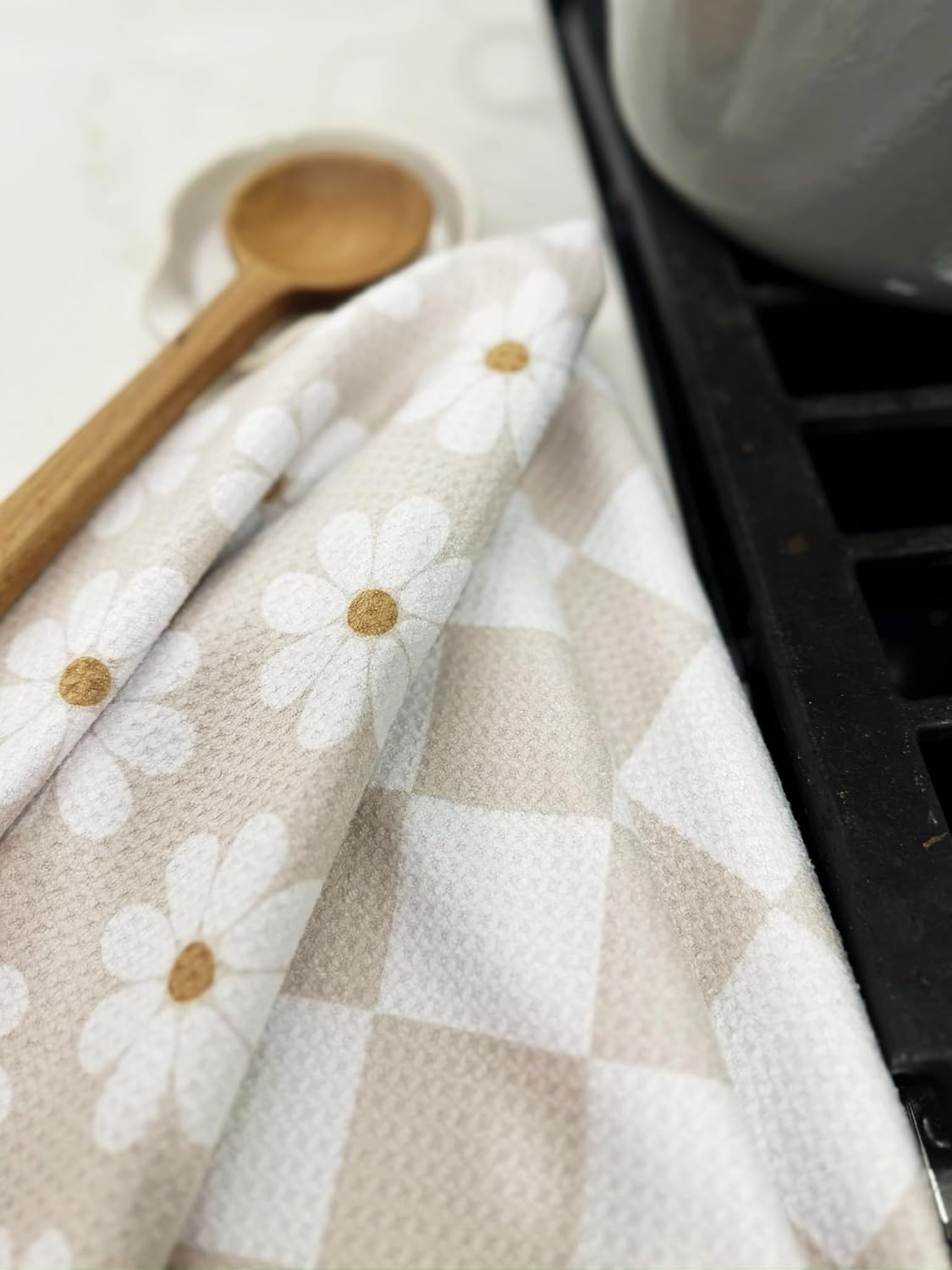 Trig Kitchen Towel. Tea Towel. Dish Cloth. Double Sided Design. Quick Dry Waffle Weave Microfiber. Highly Absorbent. Designer Prints. Modern. 2 Pack. Daisy - Image 5