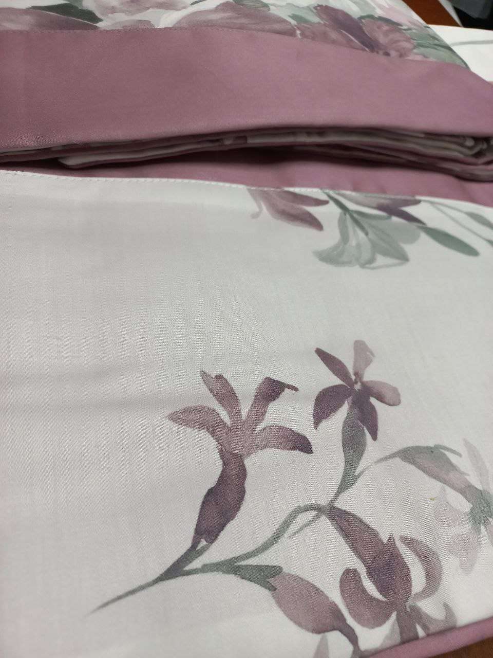 RICAMI FIORENTINI BALDI Completo Letto Acquerello Raso di Cotone 100%. Lenzuolo sopra + sotto Angoli + federe con Volant. Prodotto Artigianale Toscano. (Matrimoniale Standard, Rosa)
