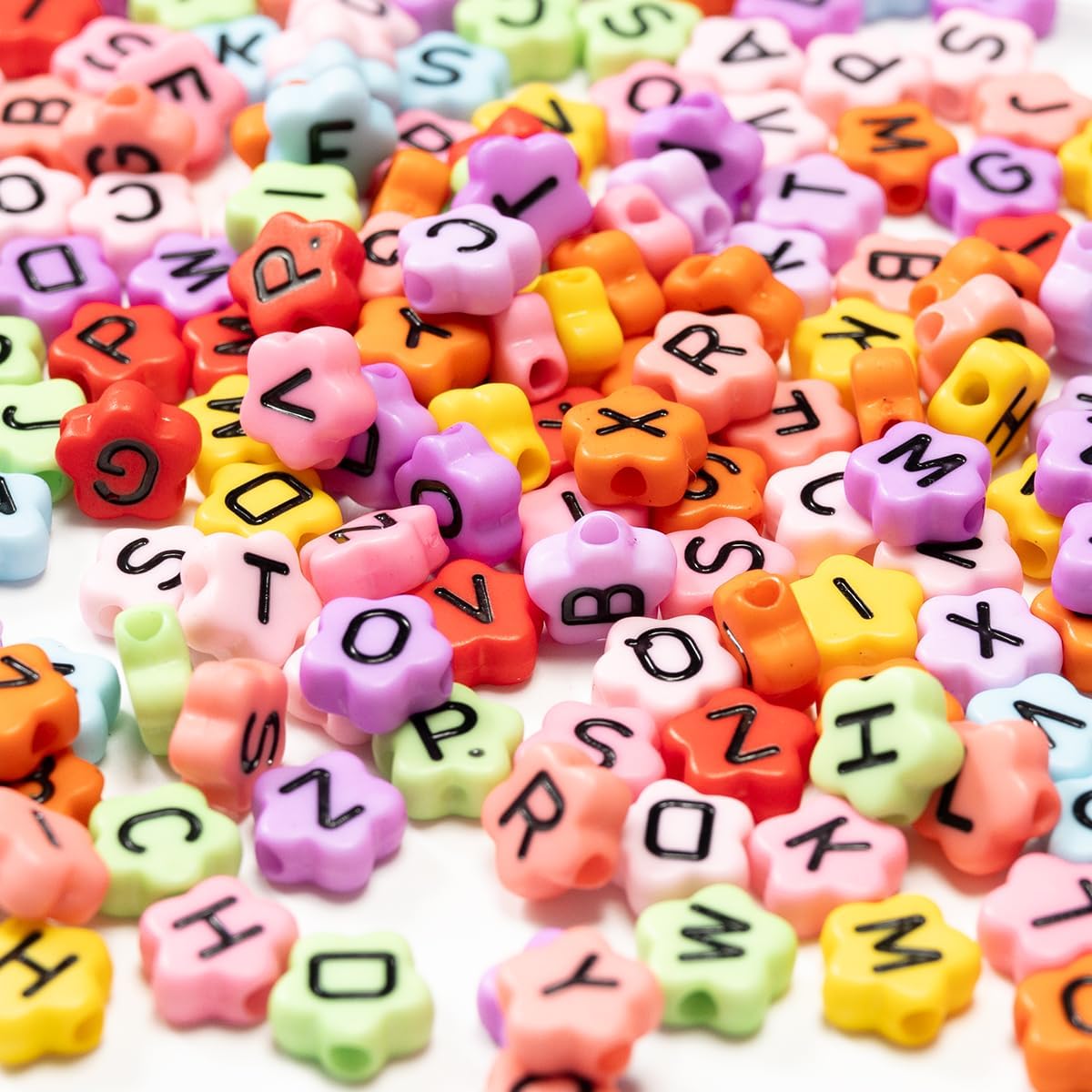 Gxueshan 1000PCS Acrylic Letter Beads Alphabet Beads Round Flower Shape for Bracelets Friendship Jewelry Making Bulk (Mixed Color) - Image 5