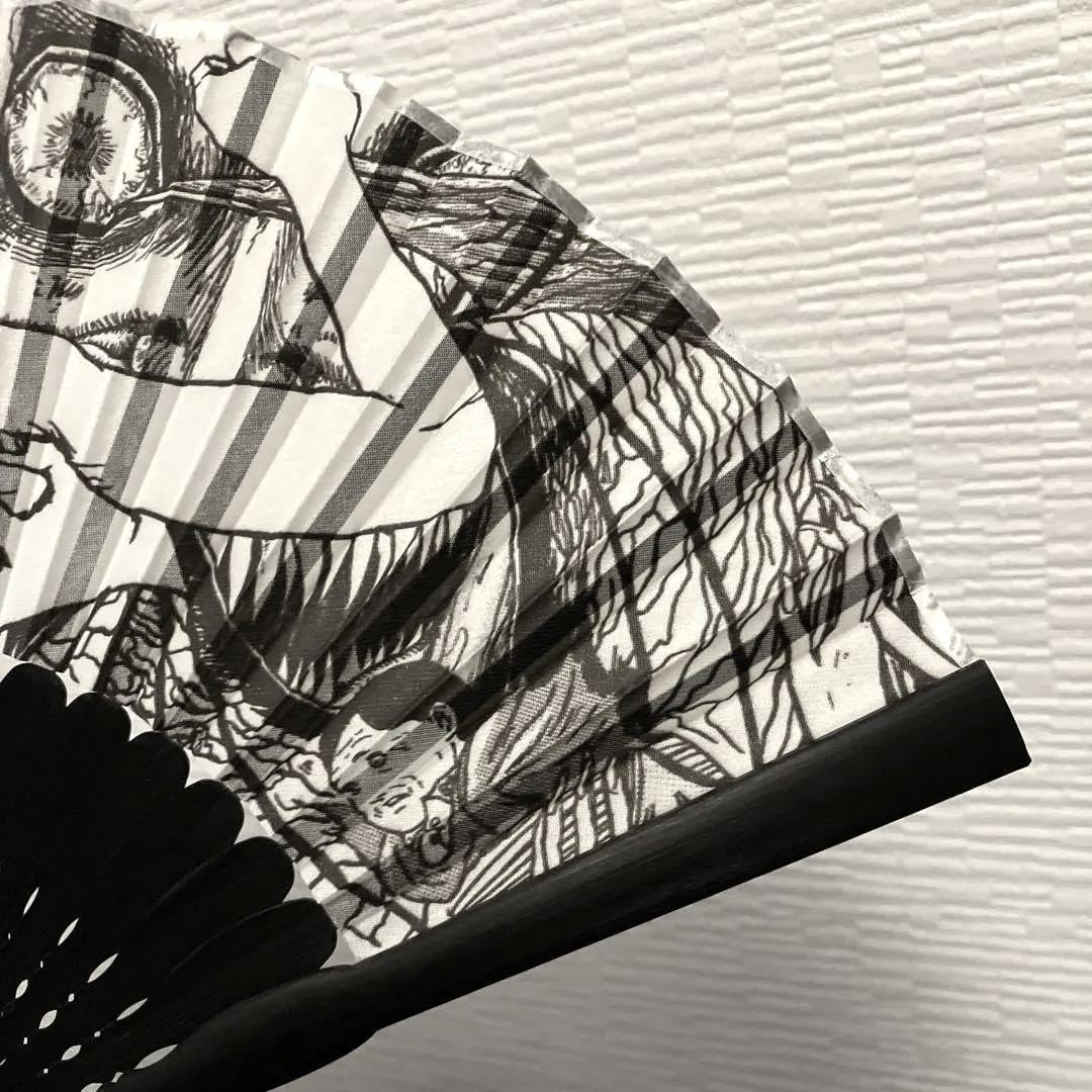 Amazon.co.jp: 伊藤潤二展 絵絹扇子 せんす 恐怖 【未使用】 : おもちゃ