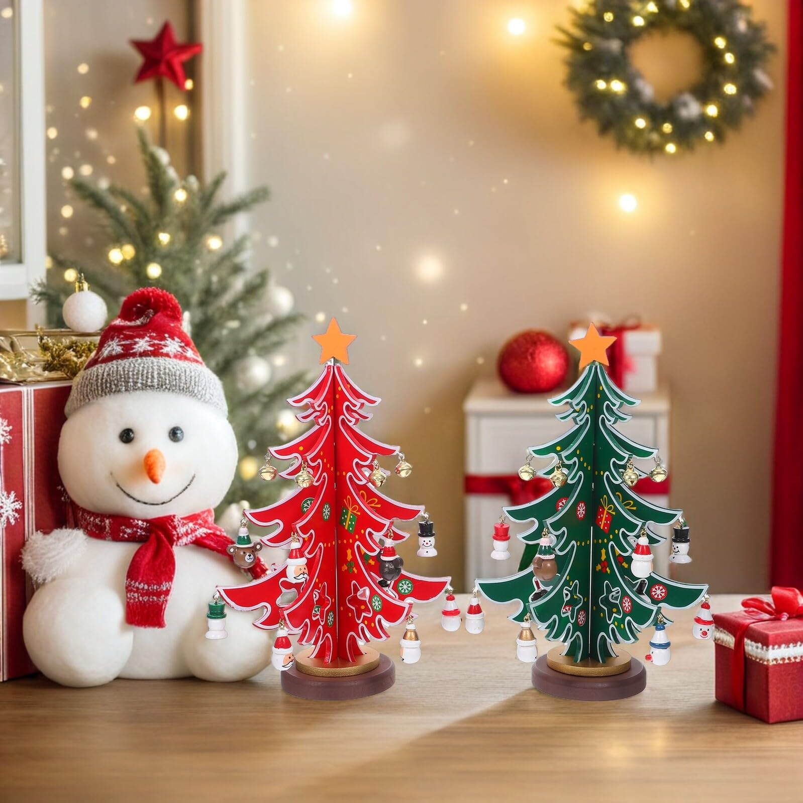 2 Piezas Mini Árboles de Navidad de Madera Tallada Decoraciones Navideñas Pequeñas para Mesa y Escritorio Verde y Rojo Adornos Artesanales para Festivo