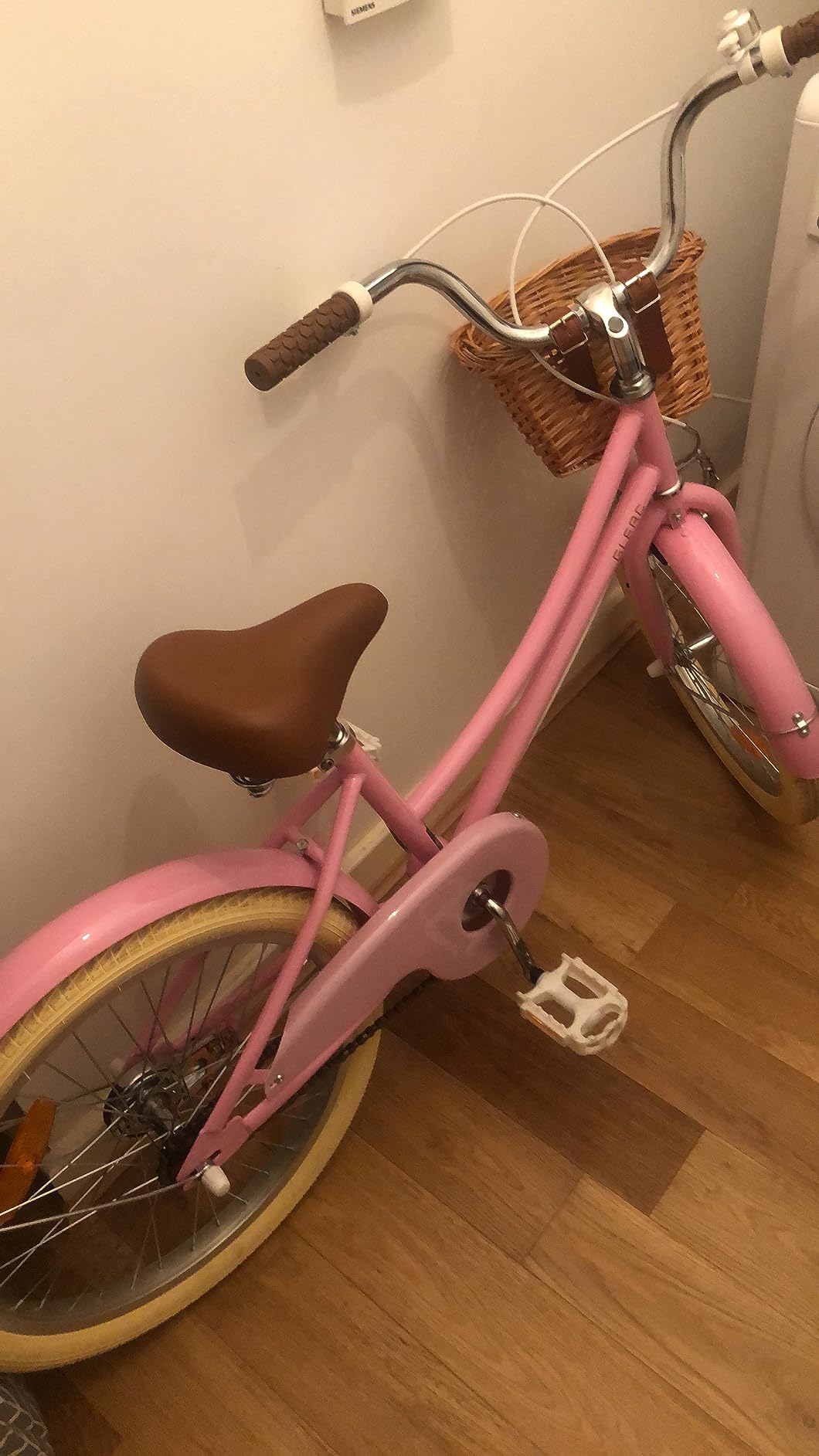 Glerc 20 Inch Girls Bike with Hand Brake - Little Molly
