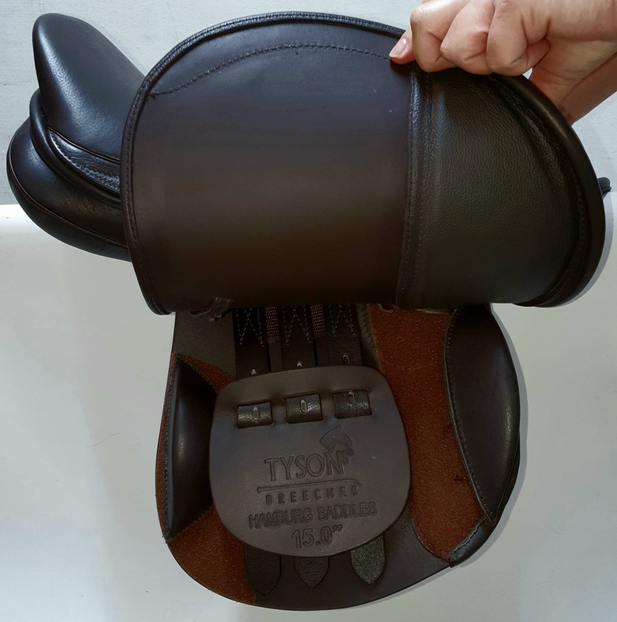 Ledersattel Jumper VS Sattel Leder Schwerpunkt Springen Schwarz Braun incl. Kopfeisen Tysons Ponysattel Welsh Kindersattel Tysons (14 Zoll, Braun)