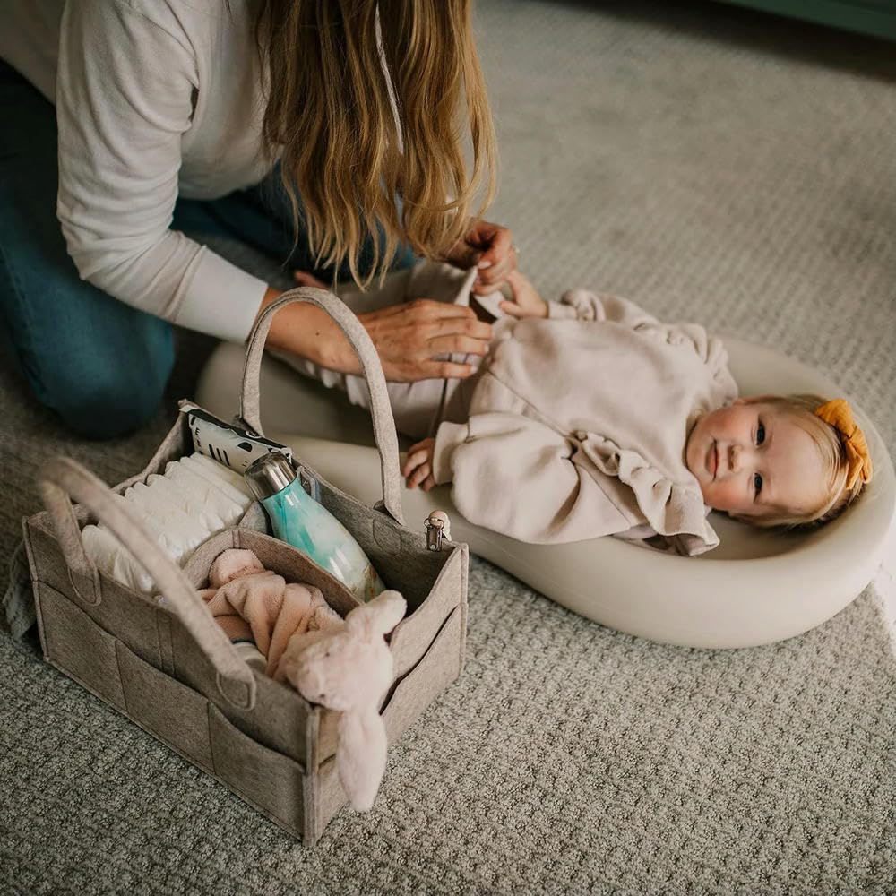 Panier de rangement pour couches et lingettes pour bébé