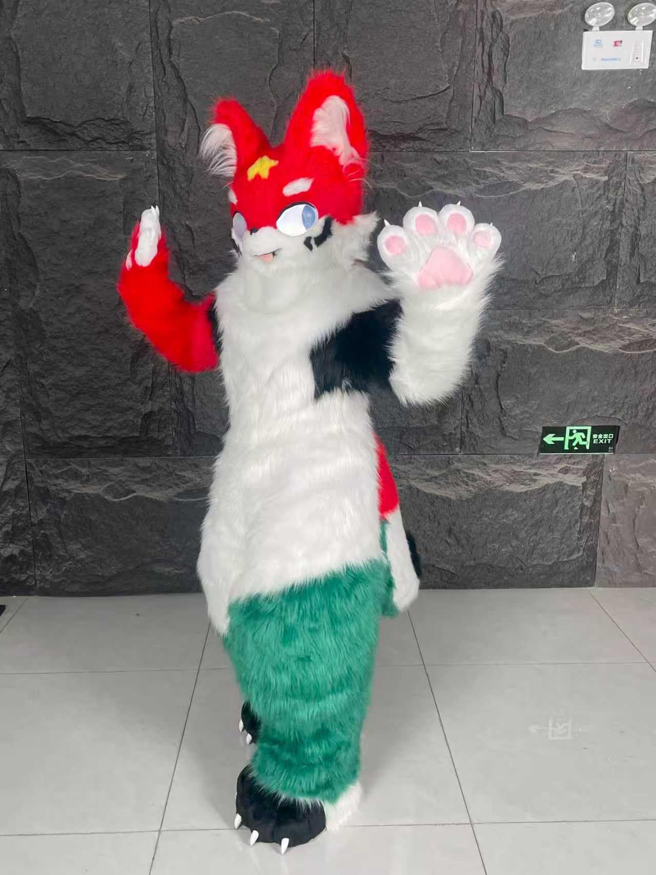 Profesjonalna maskotka Fursuit, futrzany kostium lisa kota, futrzany kostium futrzany całego ciała, na imprezę przebranie na karnawał prezent