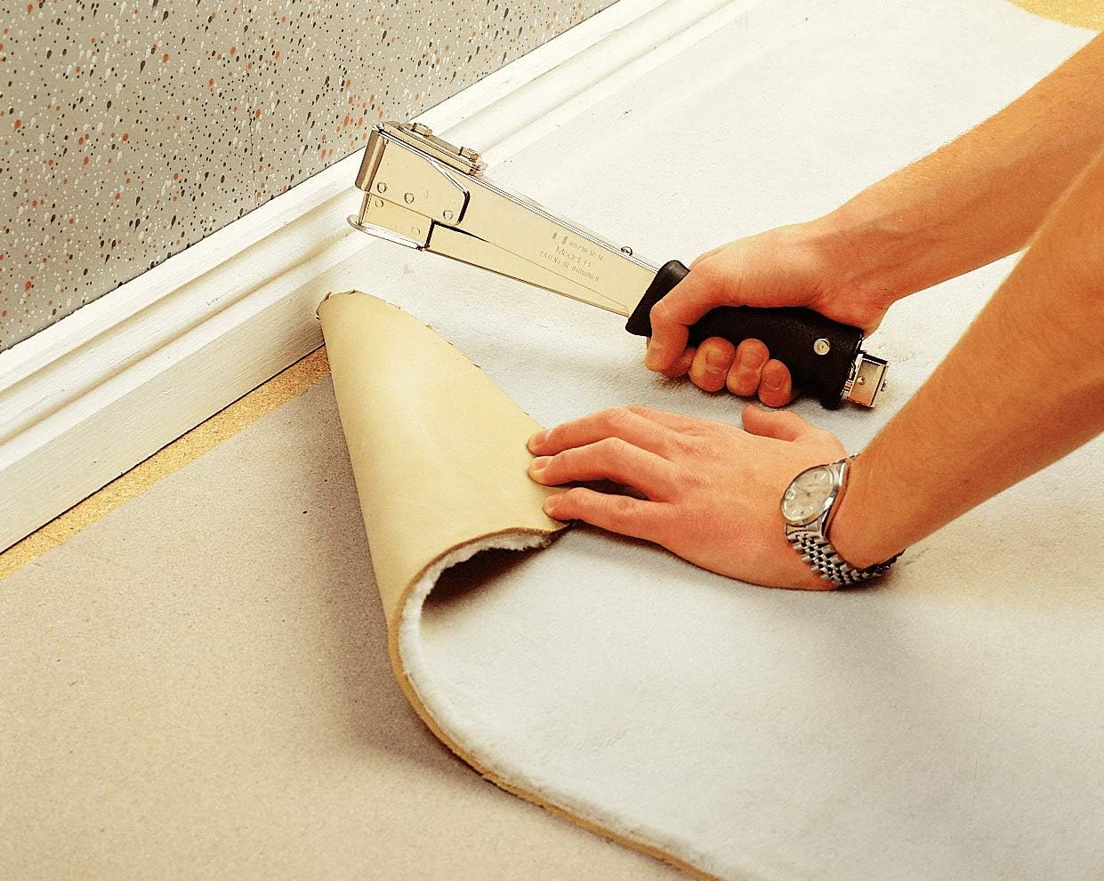 Edward Tools Hammer Tacker Stapler for Arrow T50 Staples - Heavy Duty Industrial Design for Construction or Home - Fits staples 1/4”, 5/16”, 3/8” - Ergo Grip Handle - Balanced Weight Design - - 