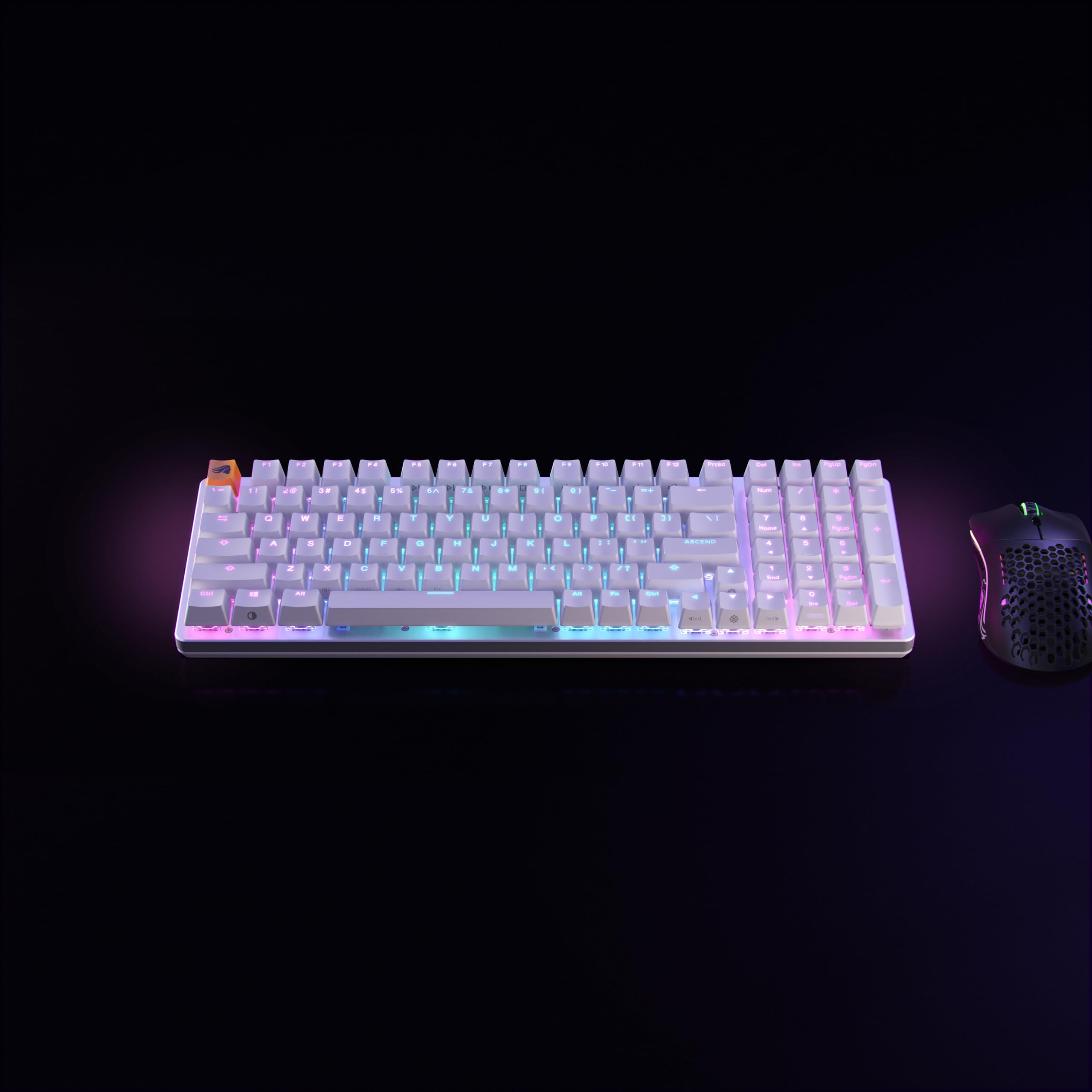 GLORIOUS GMMK 2 Full Size 96% Teclado Mecánico Hot Swap QWERTY ES (Blanco) | Switches lineales preengrasados, retroiluminación dinámica, placa aluminio, componentes dobles duraderos, perfil ergonómico