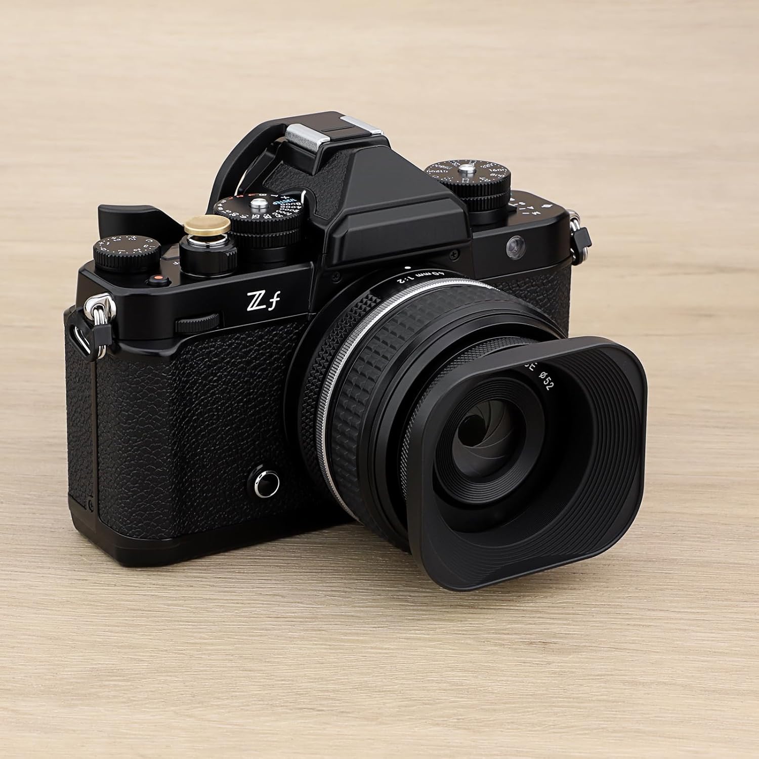 Haoge LH-E52T 52mm Square Metal Screw-in Lens Hood with Cap for 52mm Canon Nikon Sony Leica Voigtlander Nikkor Panasonic Pentax Contax Olympus Lens and Other Lens with 52mm Filter Thread