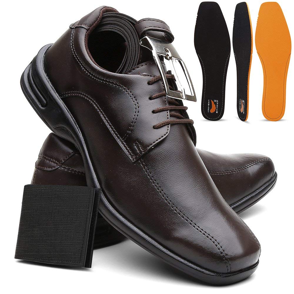 Kit Sapato Masculino Confort Plus Leve E Macio + Cinto e Carteira em promoção! Veja a oferta e mais achadinhos de Sapatos 2 Hoje é o melhor dia para comprar Kit Sapato Masculino Confort Plus Leve E Macio + Cinto e Carteira com aquele preço maroto! Promoção! Aproveite a oferta! 2