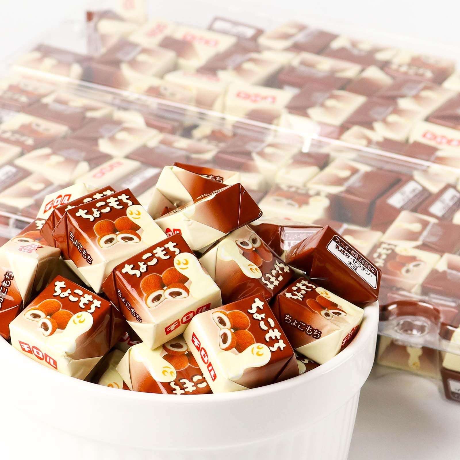Amazon.co.jp: チロルチョコ ちょこもち 150個 バラエティー シェア