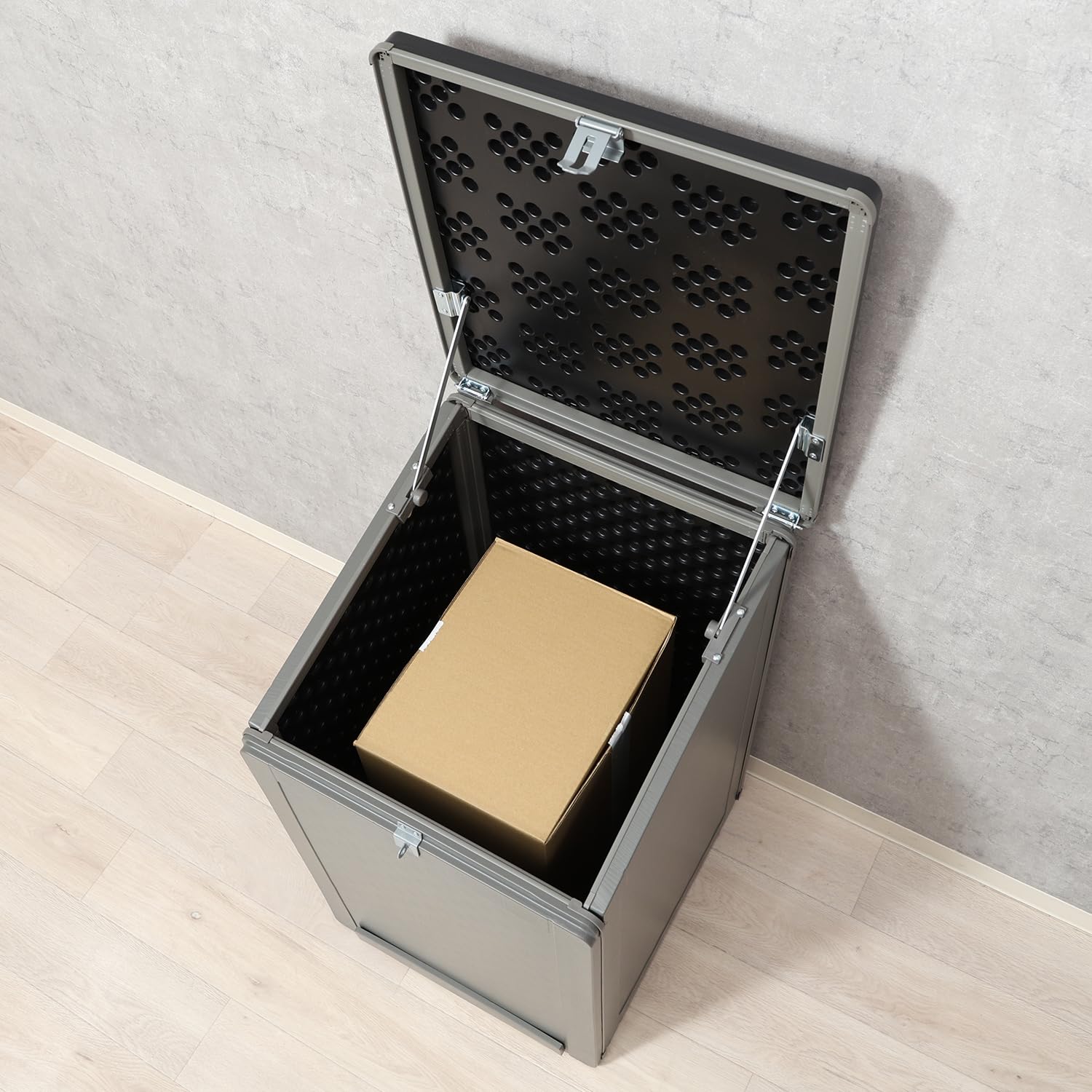 Amazon.co.jp: 不二貿易 物置 150L 屋外 収納庫 鍵穴付き 宅配ボックス