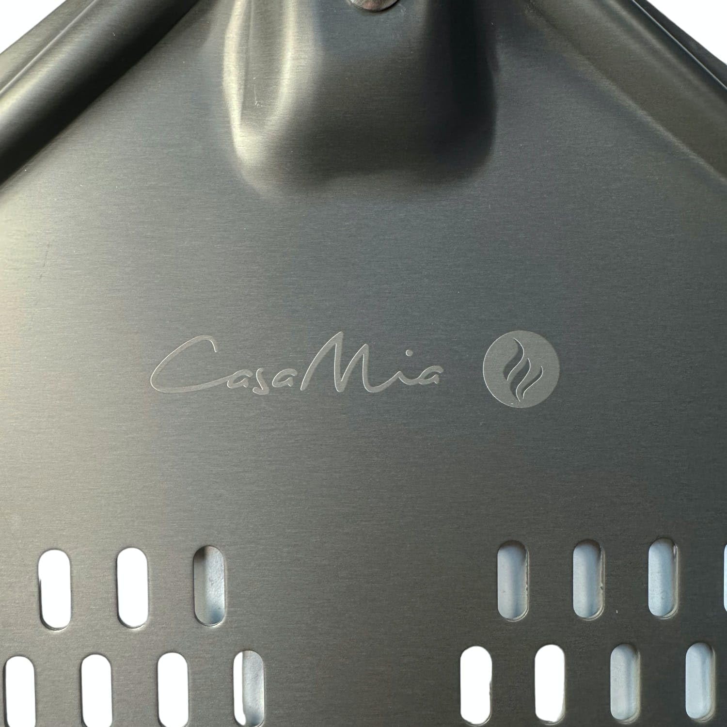 Casa Mia Pala perforada para pizza, 16 pulgadas, diseño de aluminio ligero para pizzas perfectas