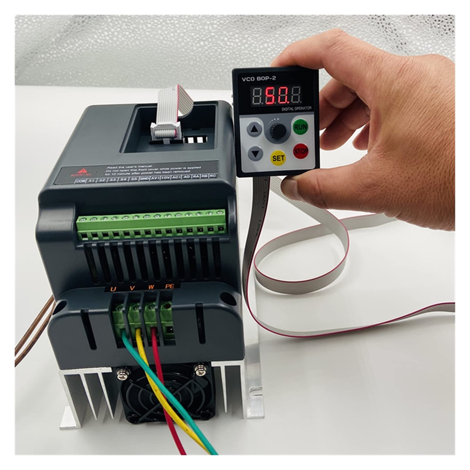 VFD, VFD 3kW 4kw Entrada monofásica 3 de salida de fase C.A. Inversor de frecuencia C.A. Convertidor de Frecuencia/Frecuencia NF(2.2kw 220vto380)