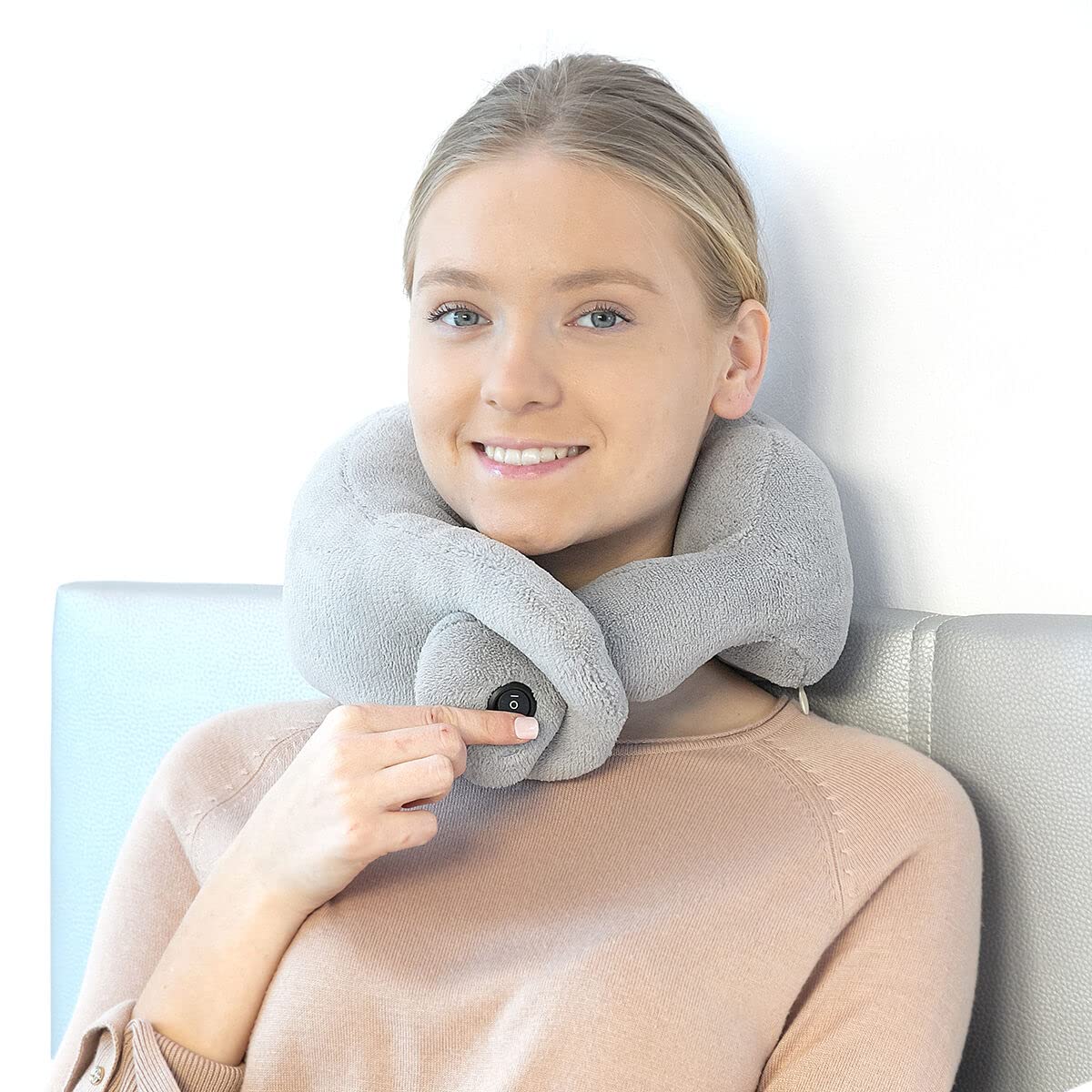 InnovaGoods® Cojín masajeador cervical, Masaje por vibración en zona cervical de forma profunda y relajante, Masajeador con Intensidad regulable, Masajeador Alivio, descanso, relajación y bienestar.