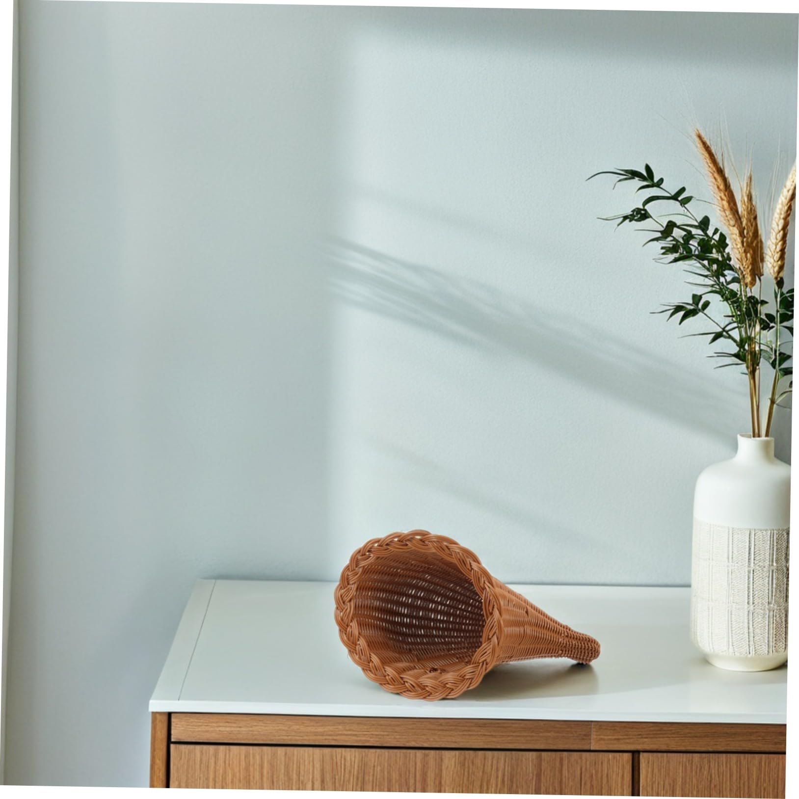 Ipetboom Cesta Tejida Multifuncional para Snacks y Frutas Diseño Natural y Ligero Almacenamiento Seguro para Hogar y Cocina Decoración Rústica Versátil Compacto