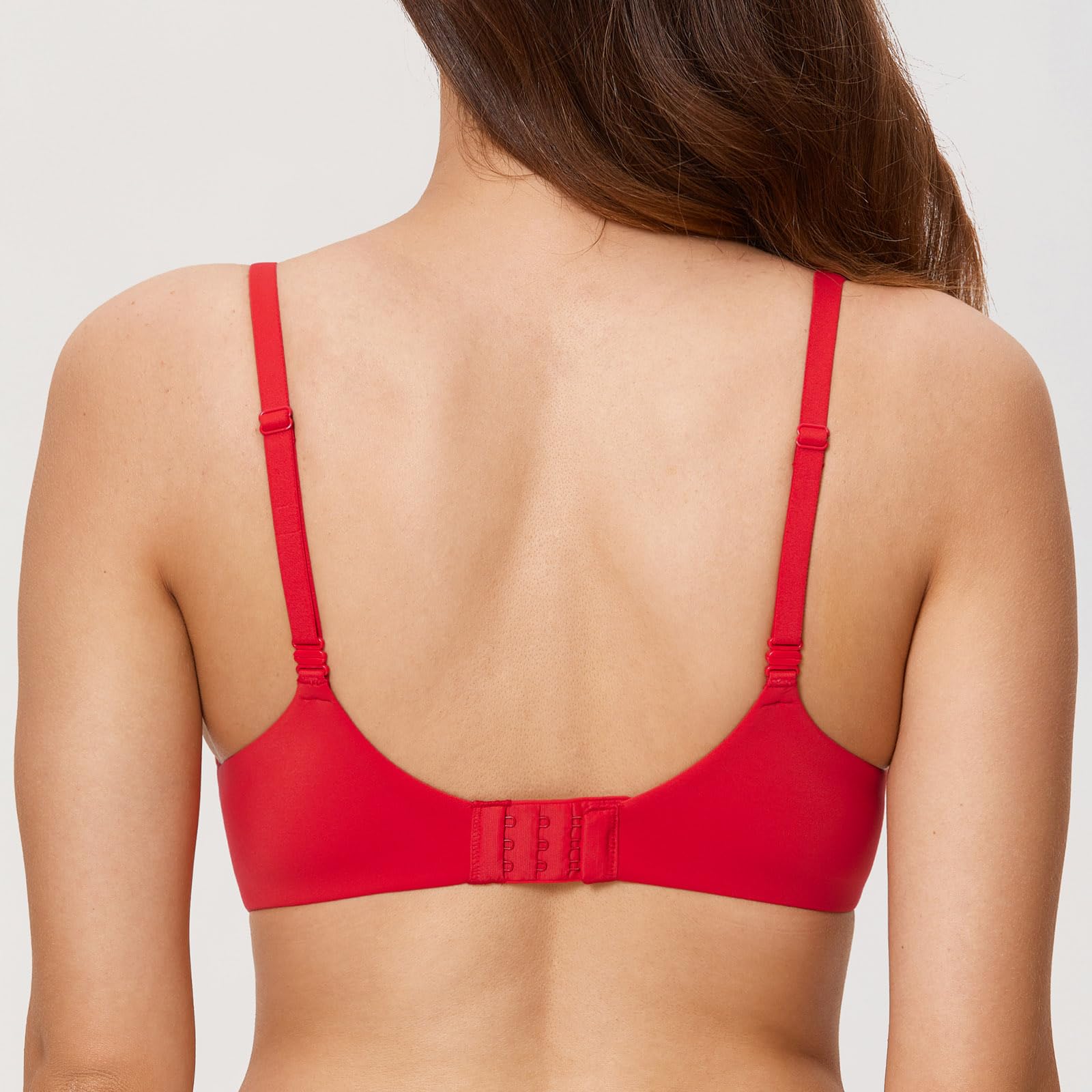 DOBREVA Femme Soutien Gorge Push Up sans Armature | Invisible, Decollete Plongeant, Confortable