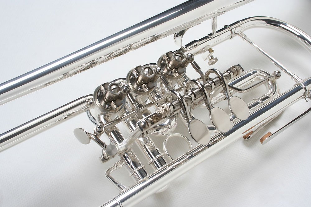 Konzert Trompete, versilbert, Drehventile, Koffer, Mundstück