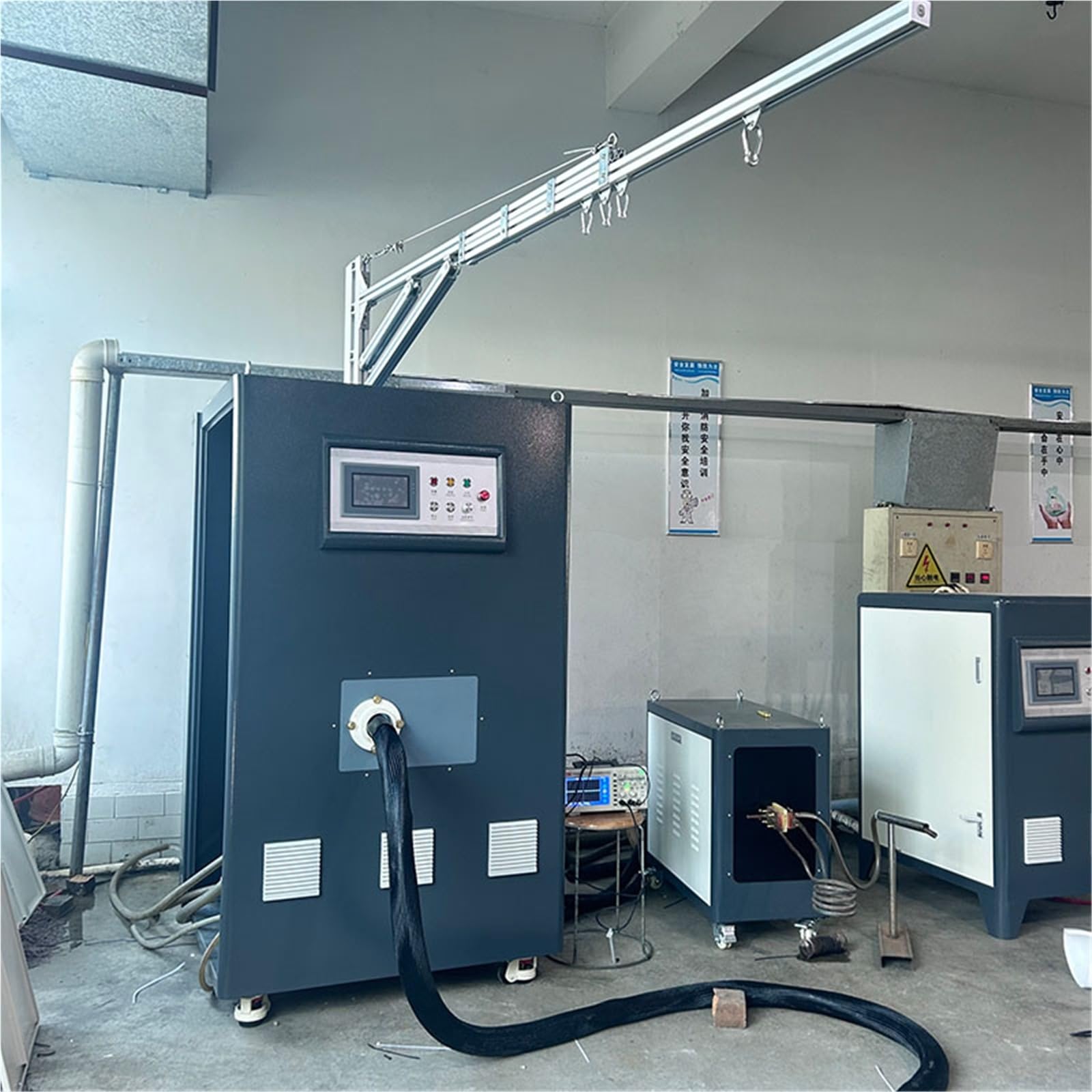 Nagrzewnica indukcyjna, Nagrzewnica indukcyjna częstotliwości 15KW Piec 2200 stopni Zgrzewarka indukcyjna wysokiej częstotliwości Szybkie nagrzewanie