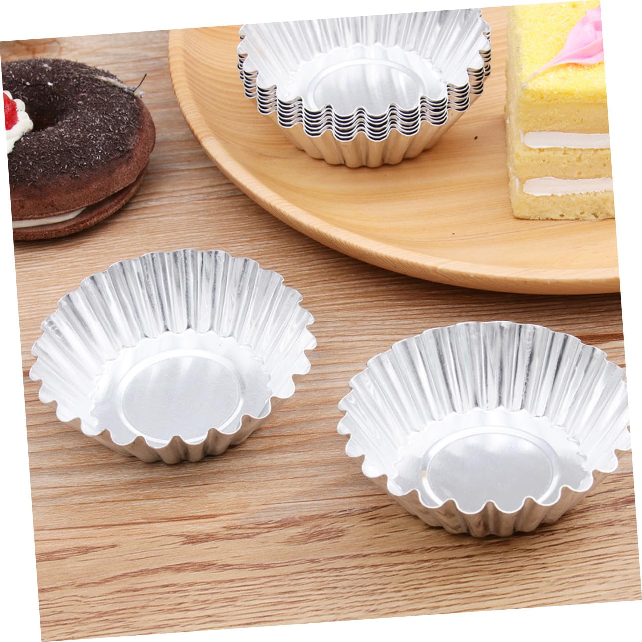 SHINEOFI 100 pièces Moule à Tartelettes Alliage Aluminium Résistant Chaleur Réutilisable Bords Cannelés pour Cupcakes Muffins et Pâtisseries Décoratives