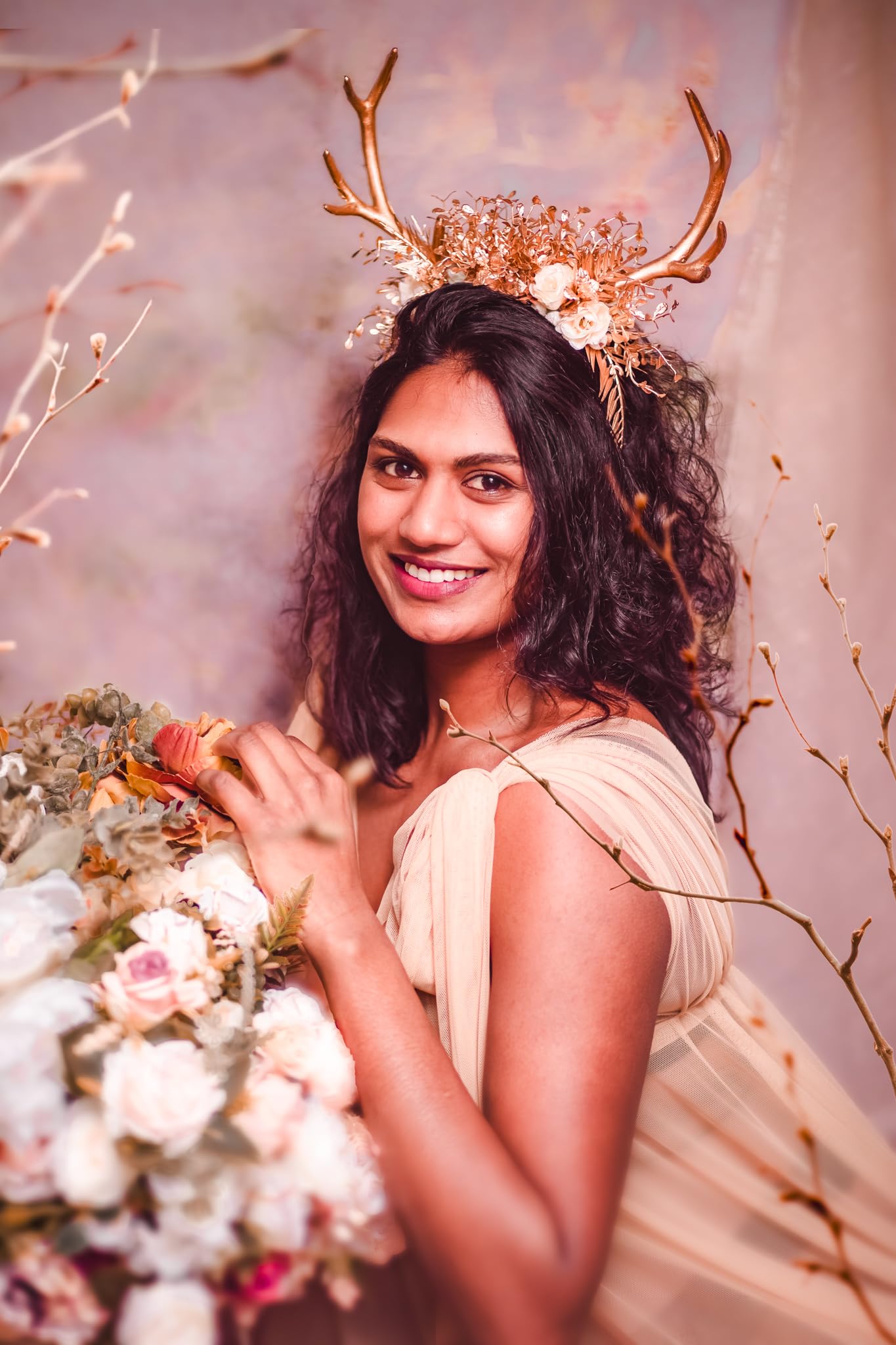 Amazon.com : MOSTORY Handmade Gold Flower Antler Headband  display picture 1