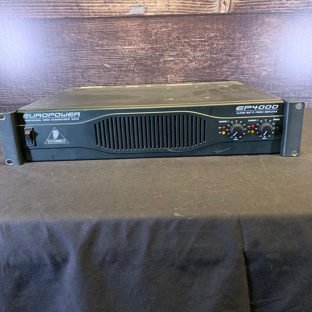 Aurrealdea view of the Behringer EP4000 Power Ampbiziagoa