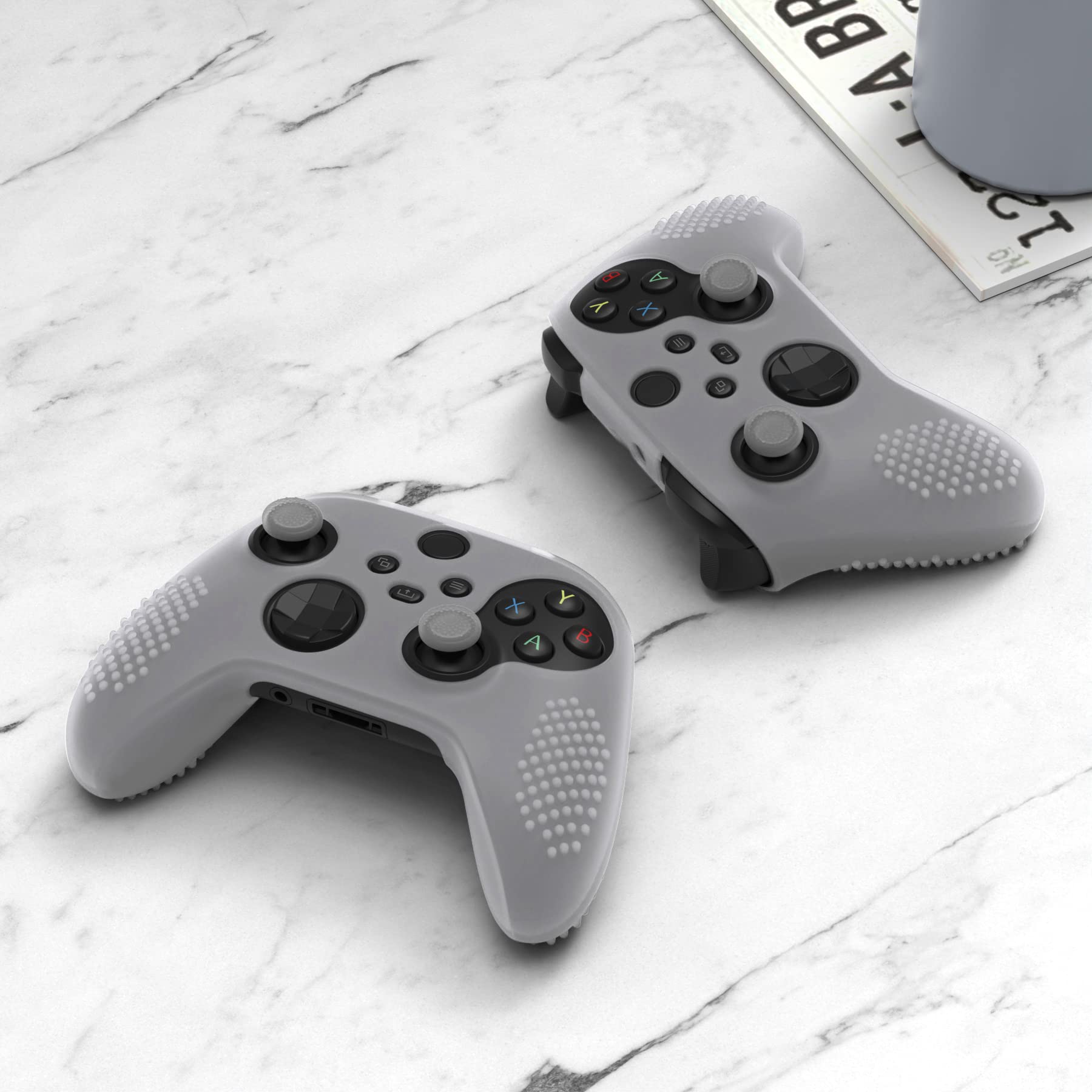 eXtremeRate PlayVital Coque pour Xbox Series X Manette,Housse Protection Silicone avec Capuchon Joystick pour Xbox Series X/S Controller Skin Accessoires-Blanc Transparent,Édition Cloutée 3D - 5