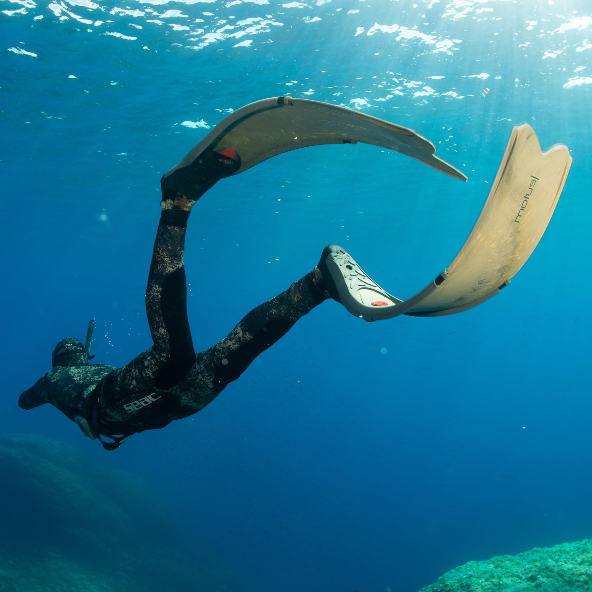 Seac Motus Long Free Diving Miękkie i mocne płetwy do łowiectwa podwodnego