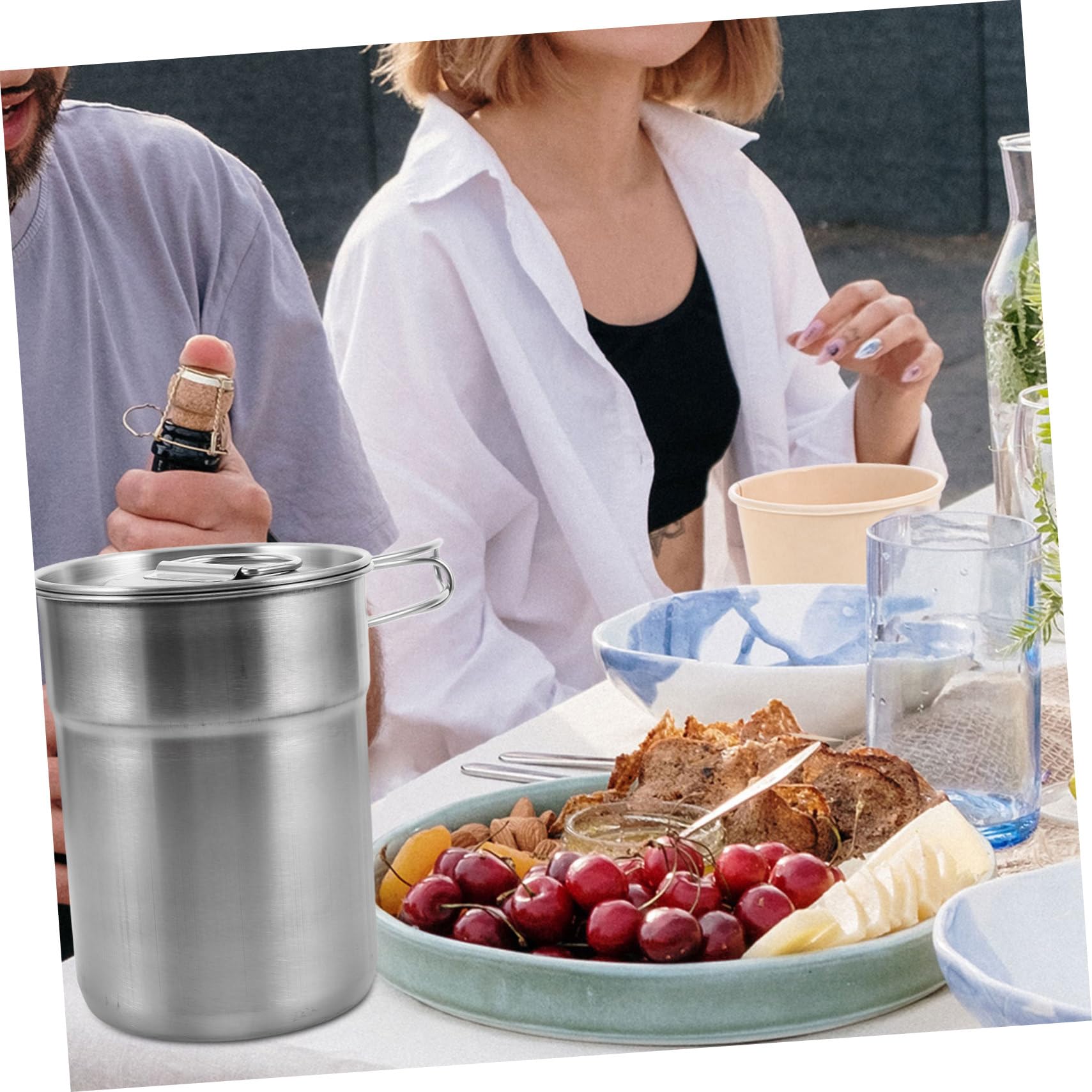 UPKOCH 2 Stücke Metall Camping Becher Camping Tasse Mit Klapp Griffe Wiederverwendbare Becher Tragbare Outdoor Reise Zusammenklappbare Tasse Für Camping Wandern Reise